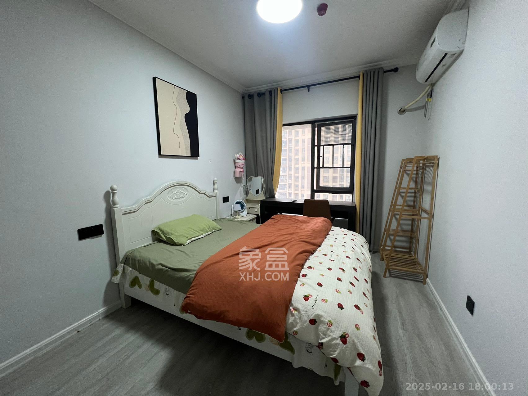 阳光城尚东湾凌云府 4室2厅2卫 3000.0元/月 阳光城尚东湾凌云府 4室2厅2卫 3000.0元/月室内图