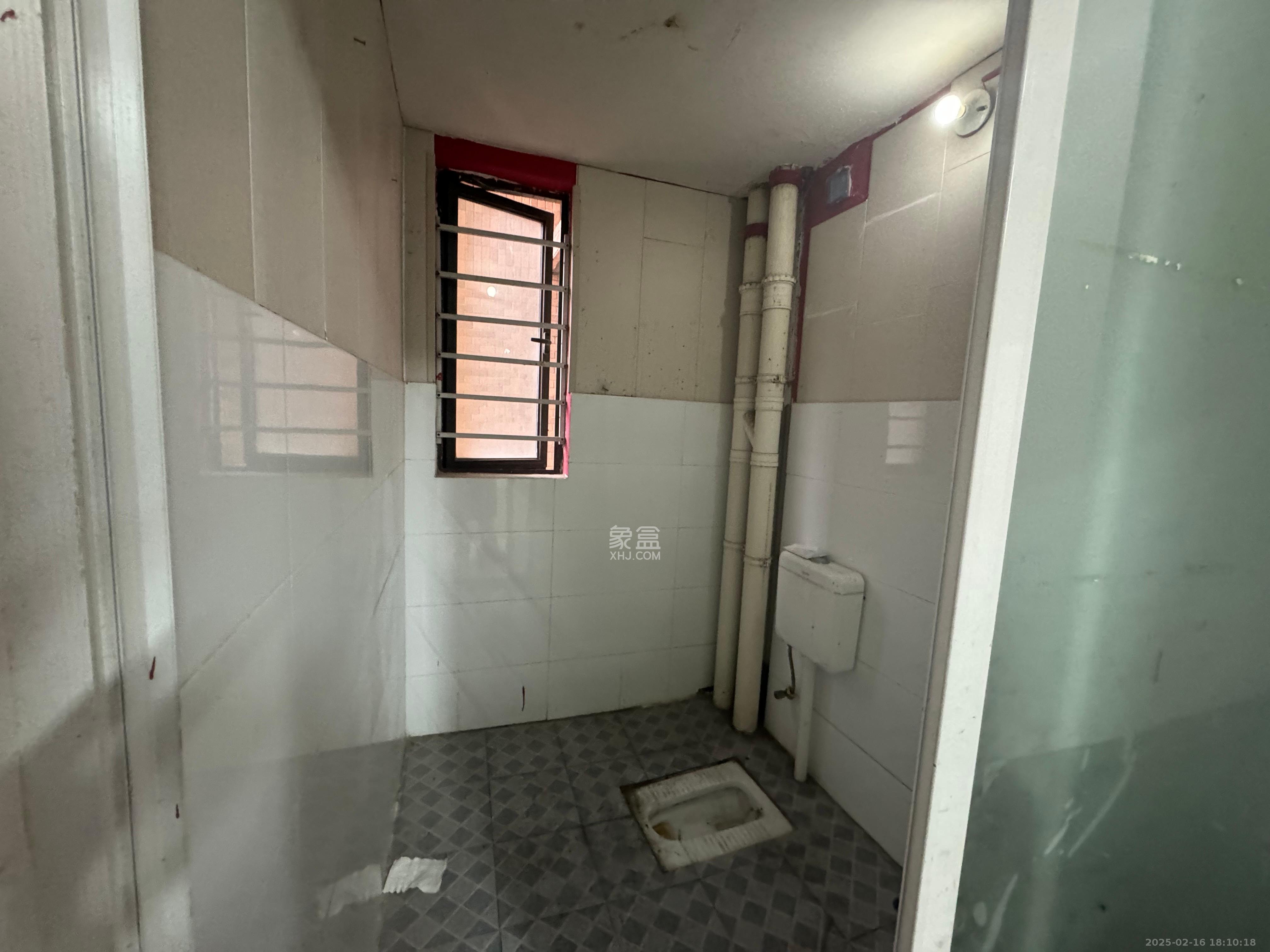 华润五彩城 1室1厅1卫 2000.0元/月 华润五彩城 1室1厅1卫 2000.0元/月室内图