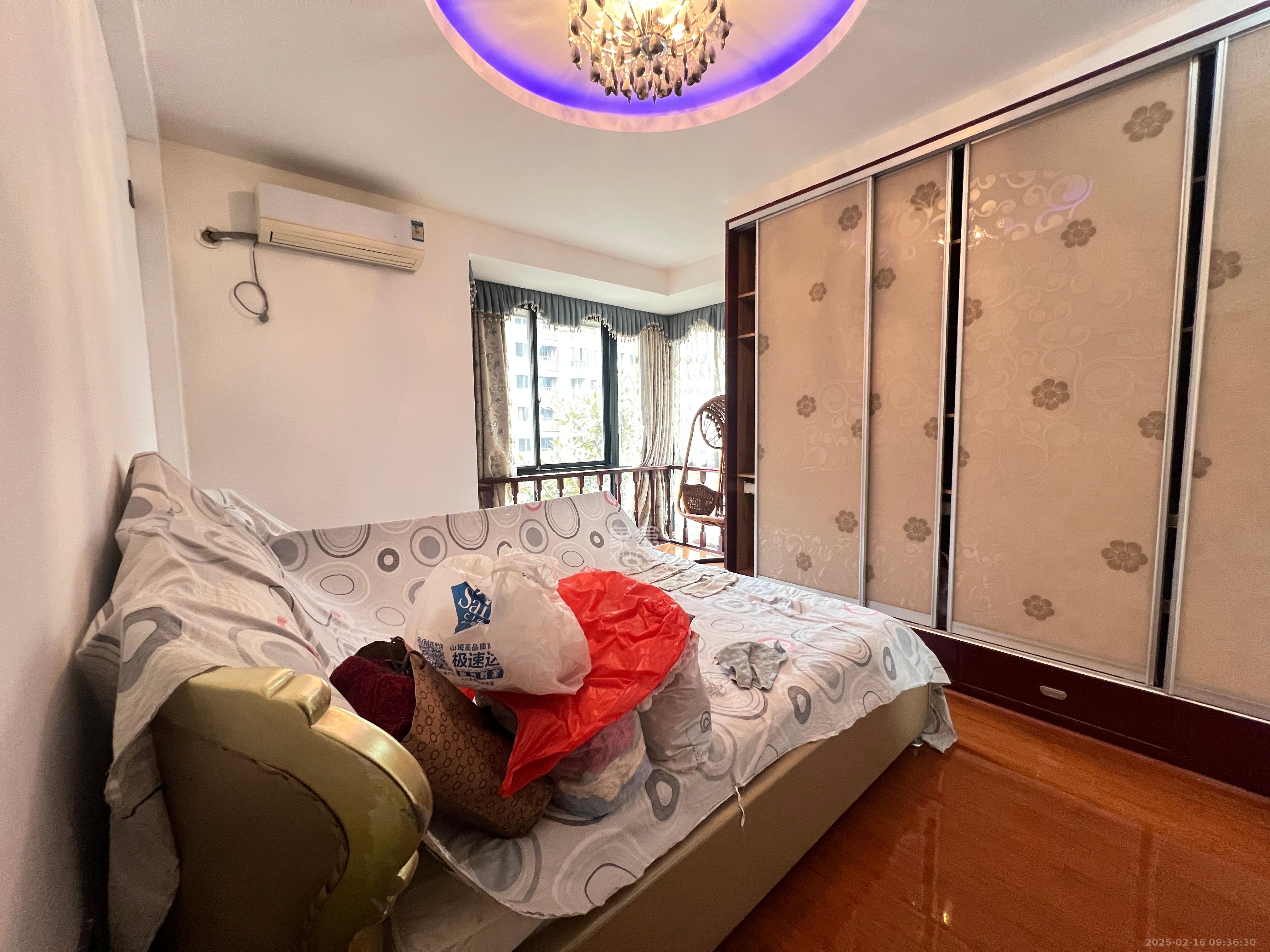 怡和山庄 2室2厅1卫 2500.0元/月 怡和山庄 2室2厅1卫 2500.0元/月室内图