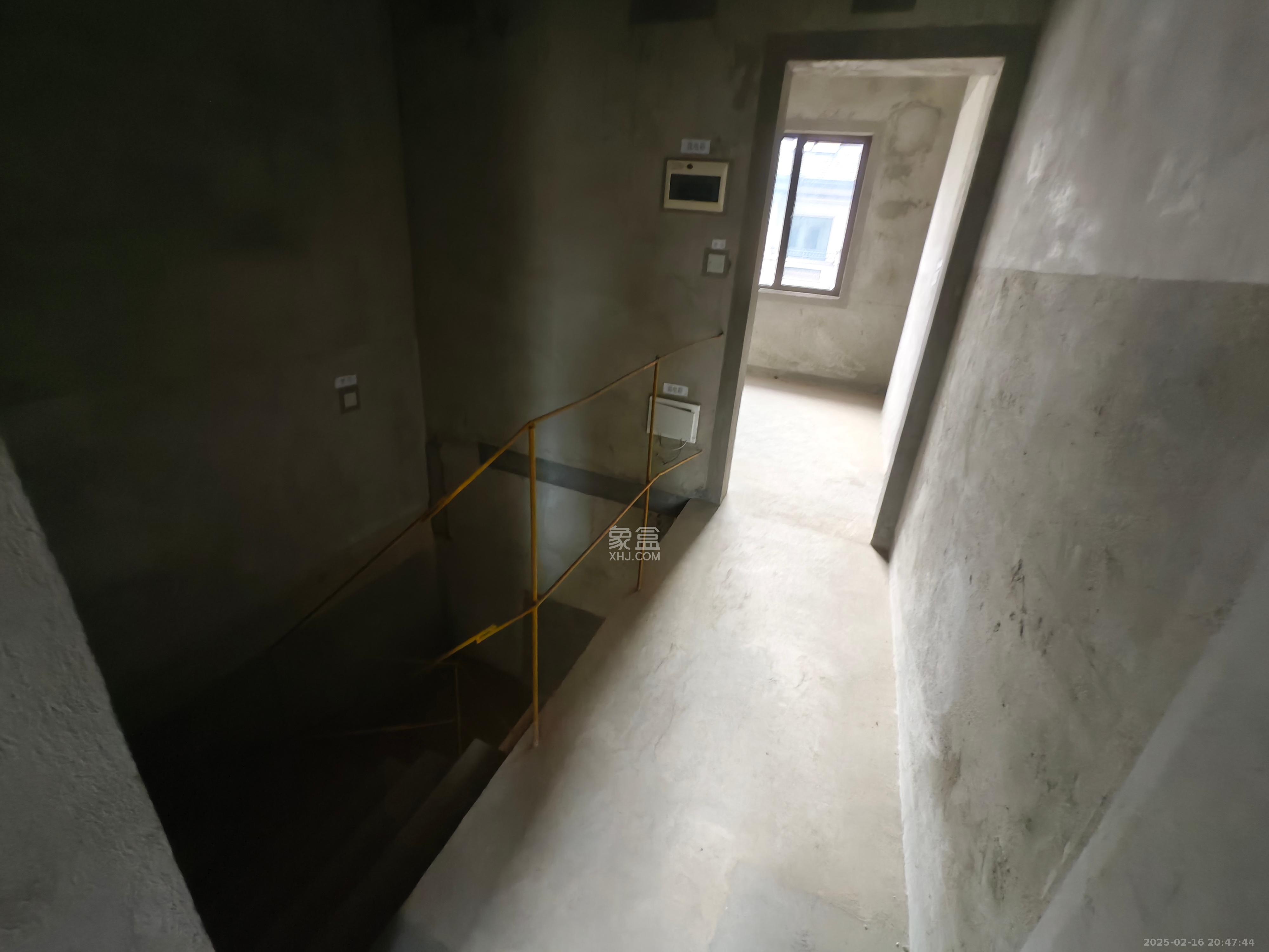 龙湖湘风原著(龙湖湘风星城) 1室0厅0卫 3500.0元/月 龙湖湘风原著(龙湖湘风星城) 1室0厅0卫 3500.0元/月室内图