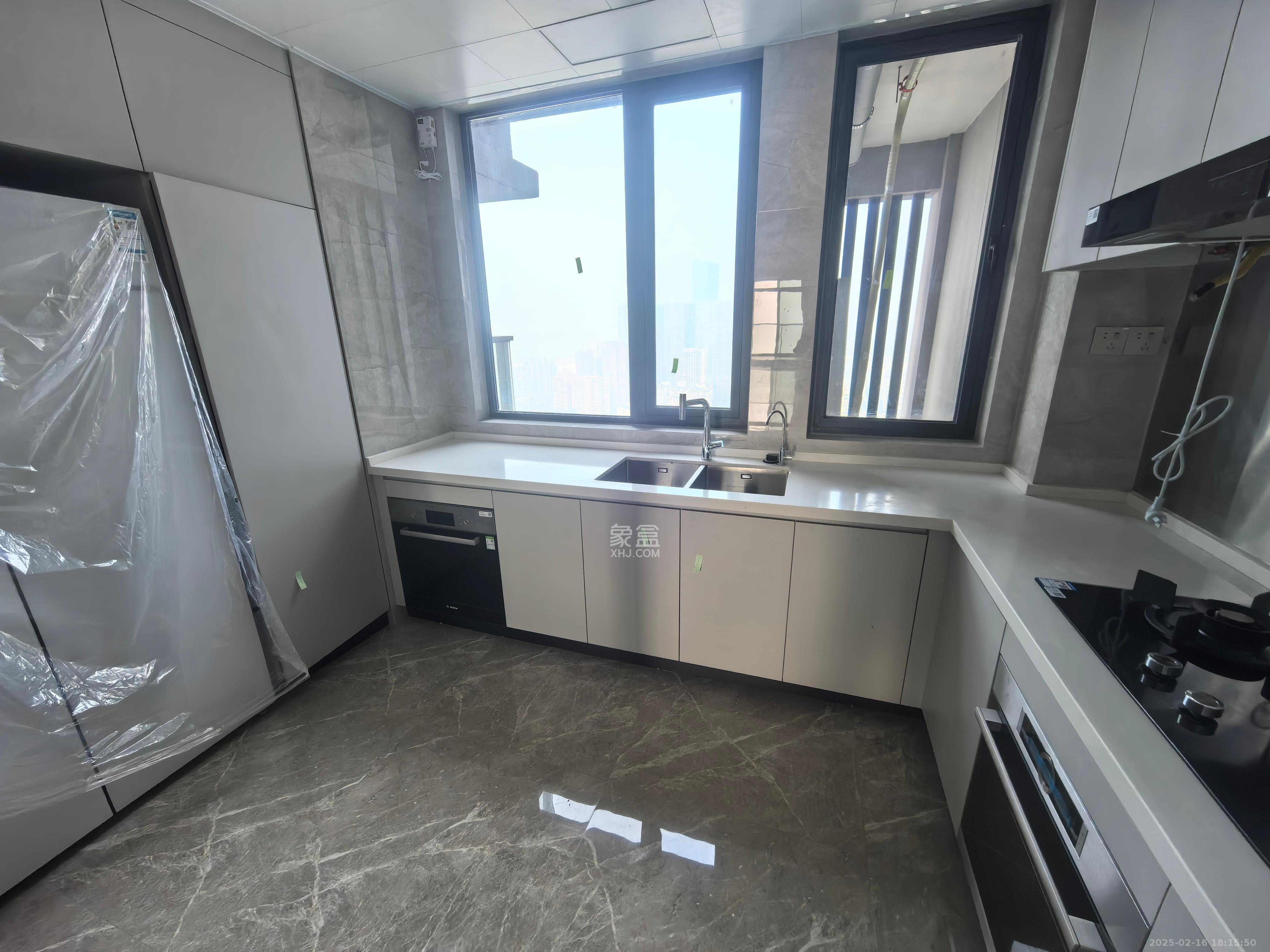 江山印 4室2厅4卫 11800.0元/月 江山印 4室2厅4卫 11800.0元/月室内图