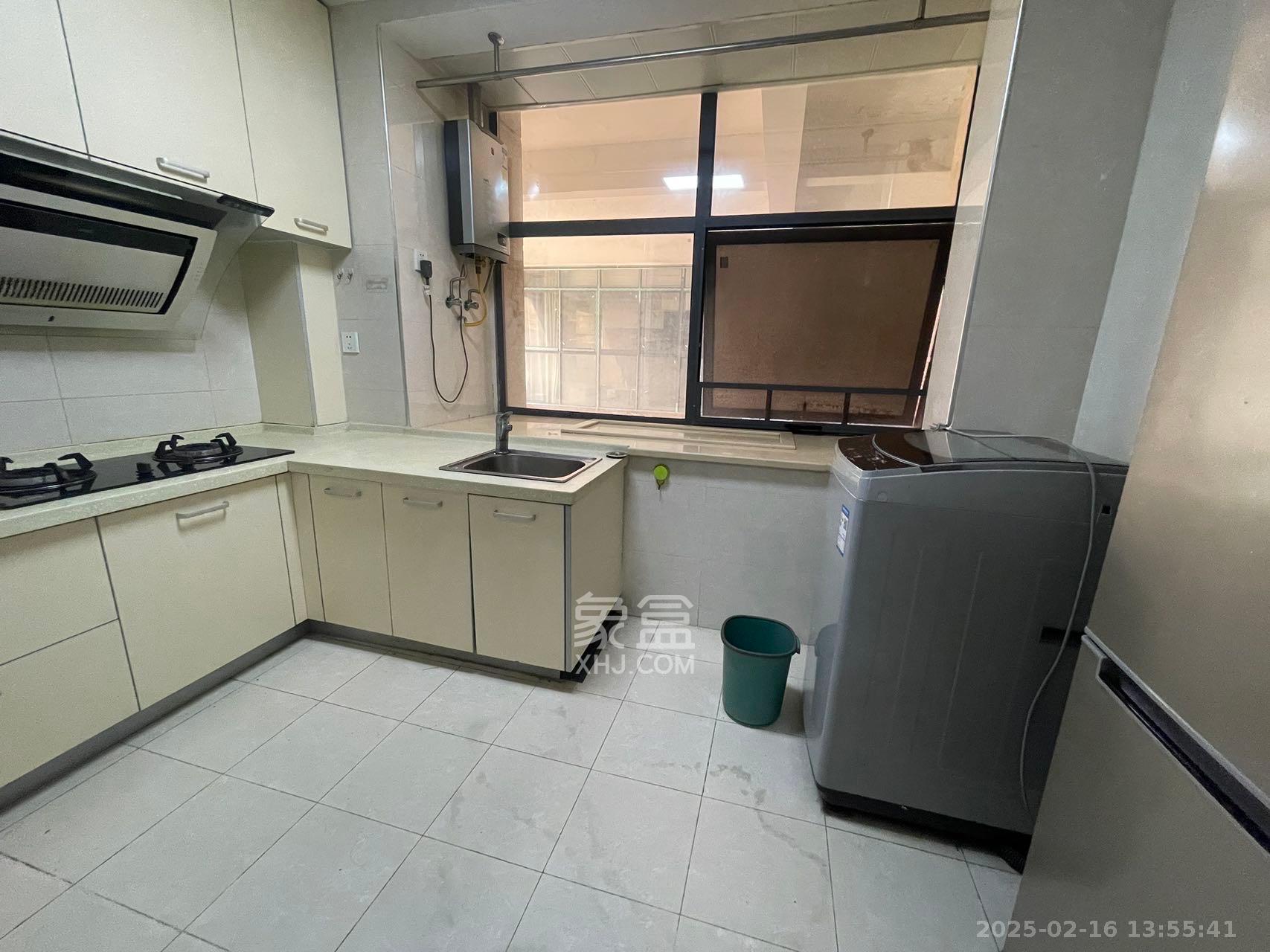 蓝湾国际广场 1室1厅1卫 1600.0元/月 蓝湾国际广场 1室1厅1卫 1600.0元/月室内图