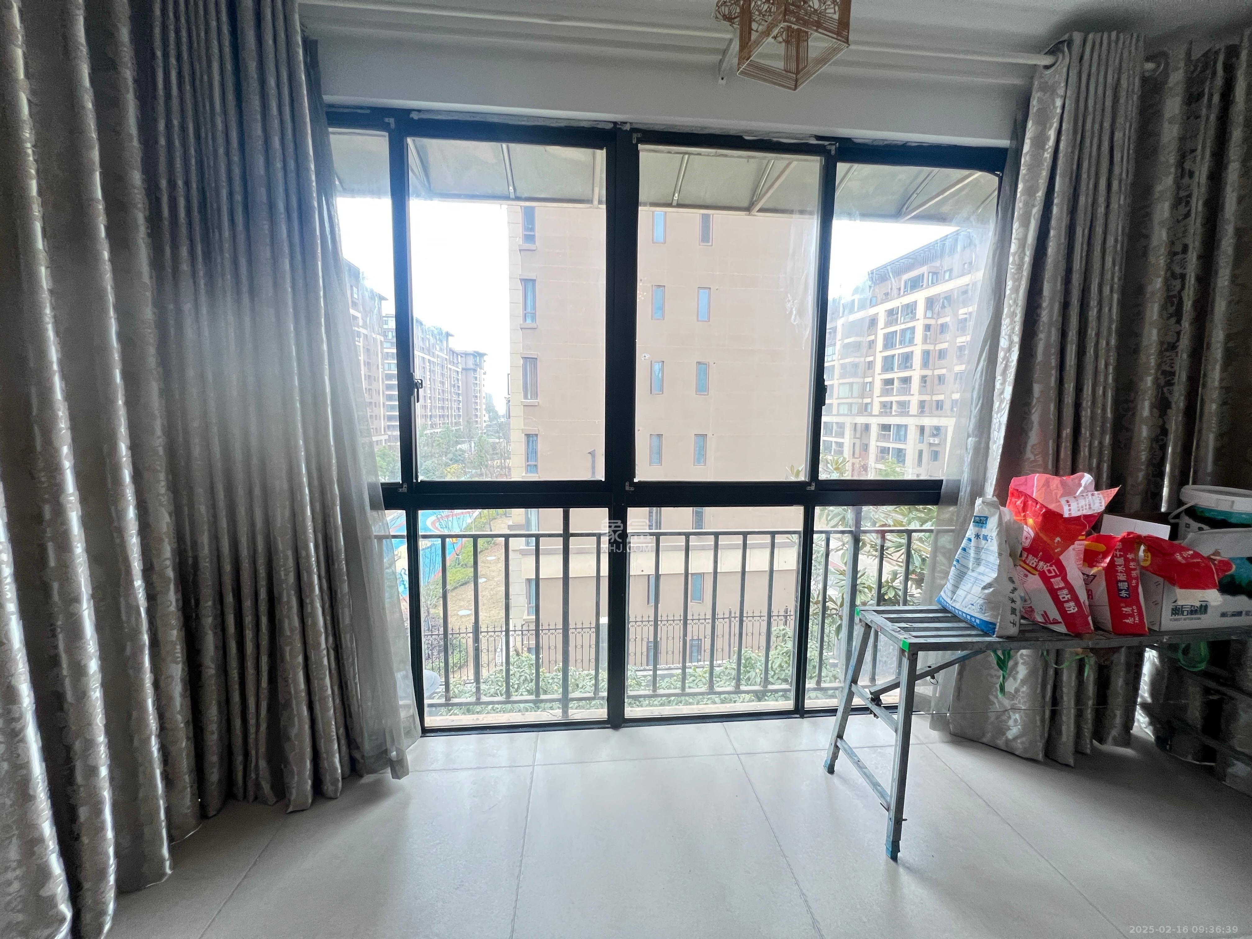 怡和山庄 2室2厅1卫 2500.0元/月 怡和山庄 2室2厅1卫 2500.0元/月室内图