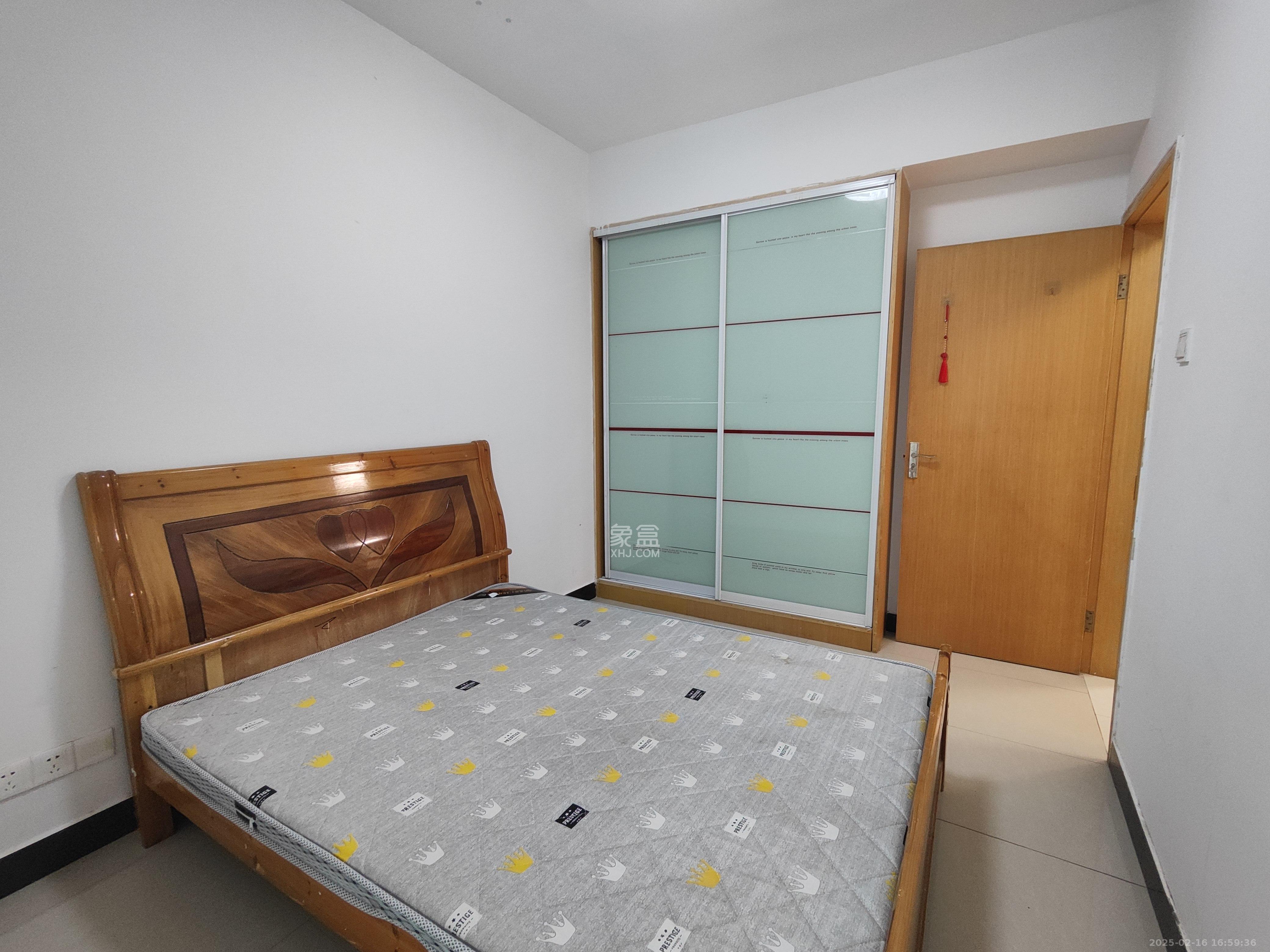 明天一城 2室2厅1卫 1300.0元/月 明天一城 2室2厅1卫 1300.0元/月室内图