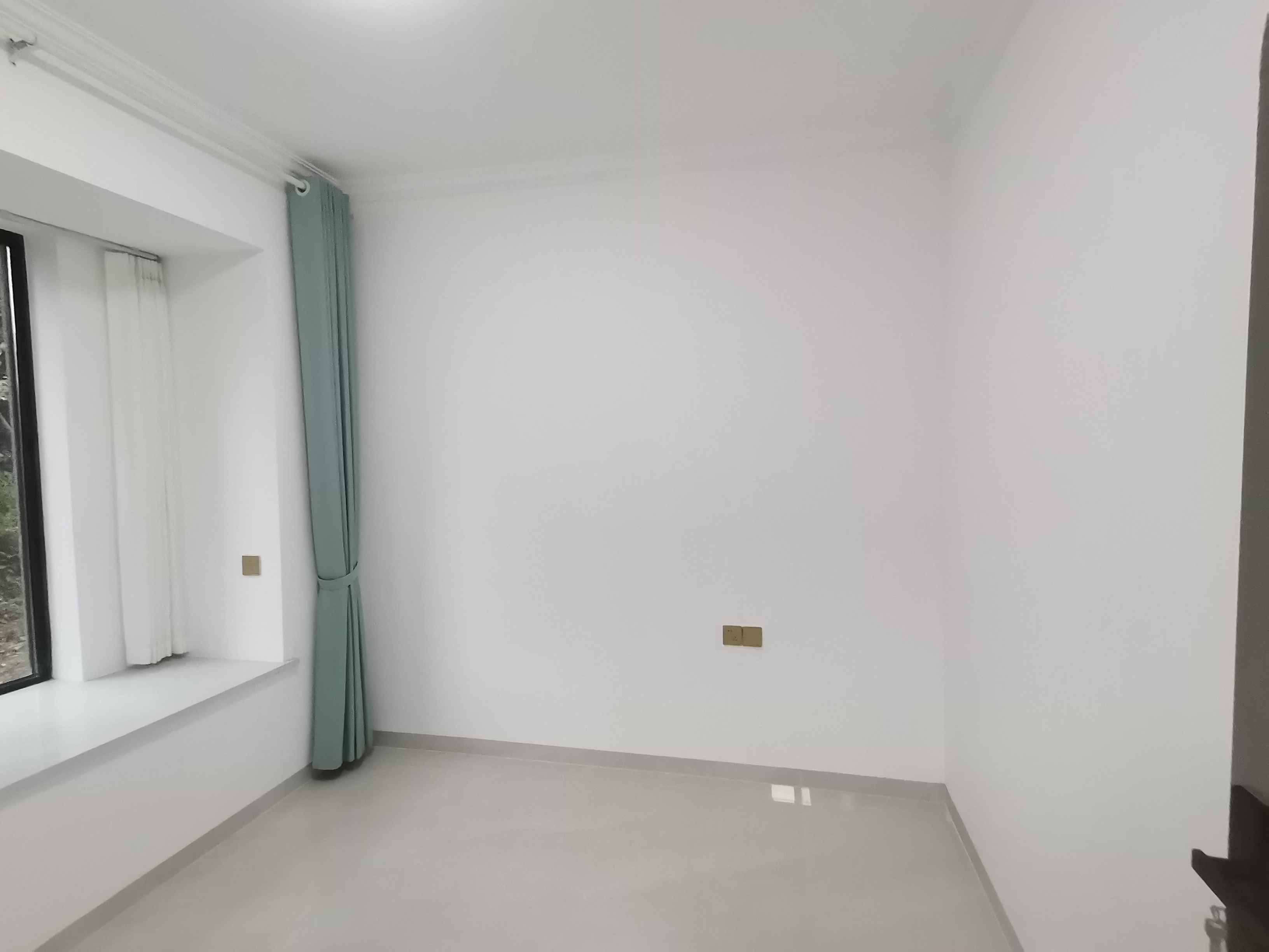 鸿基江山壹号  3室2厅2卫    86.0万 鸿基江山壹号  3室2厅2卫    86.0万客厅