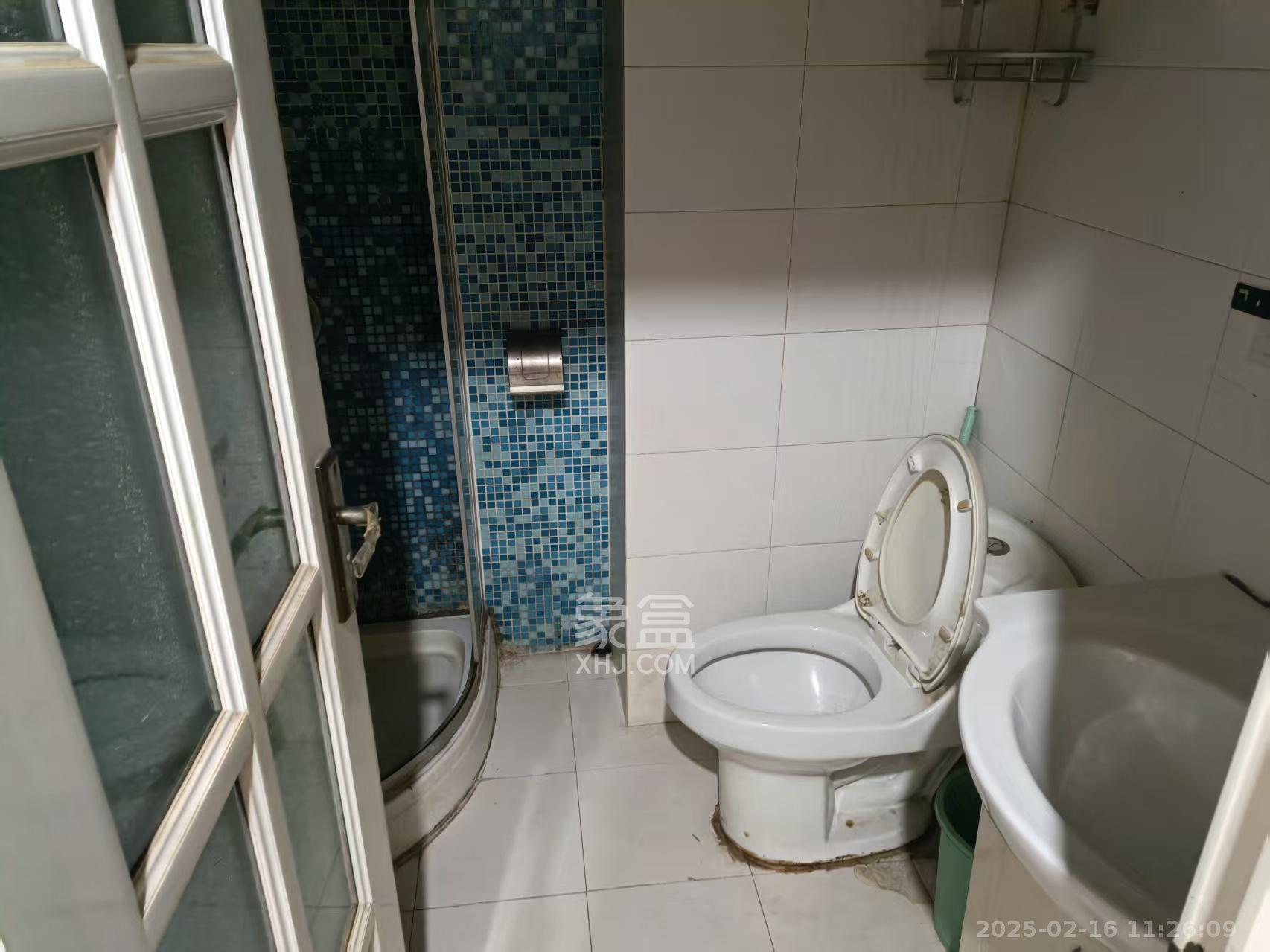 浏阳河畔家园 1室1厅1卫 1300.0元/月 浏阳河畔家园 1室1厅1卫 1300.0元/月室内图