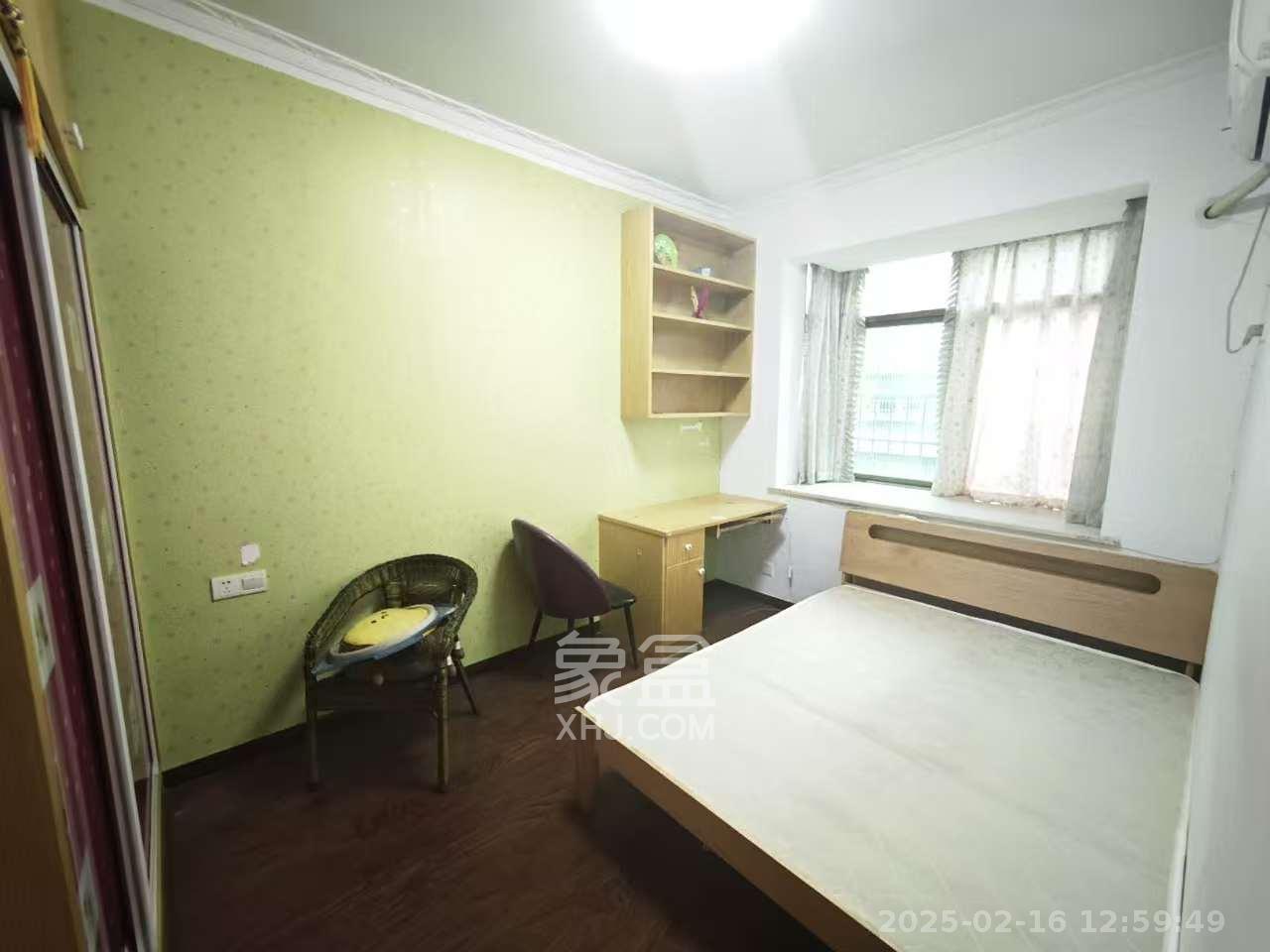兴联母山小区  3室2厅2卫   1600.00元/月室内图
