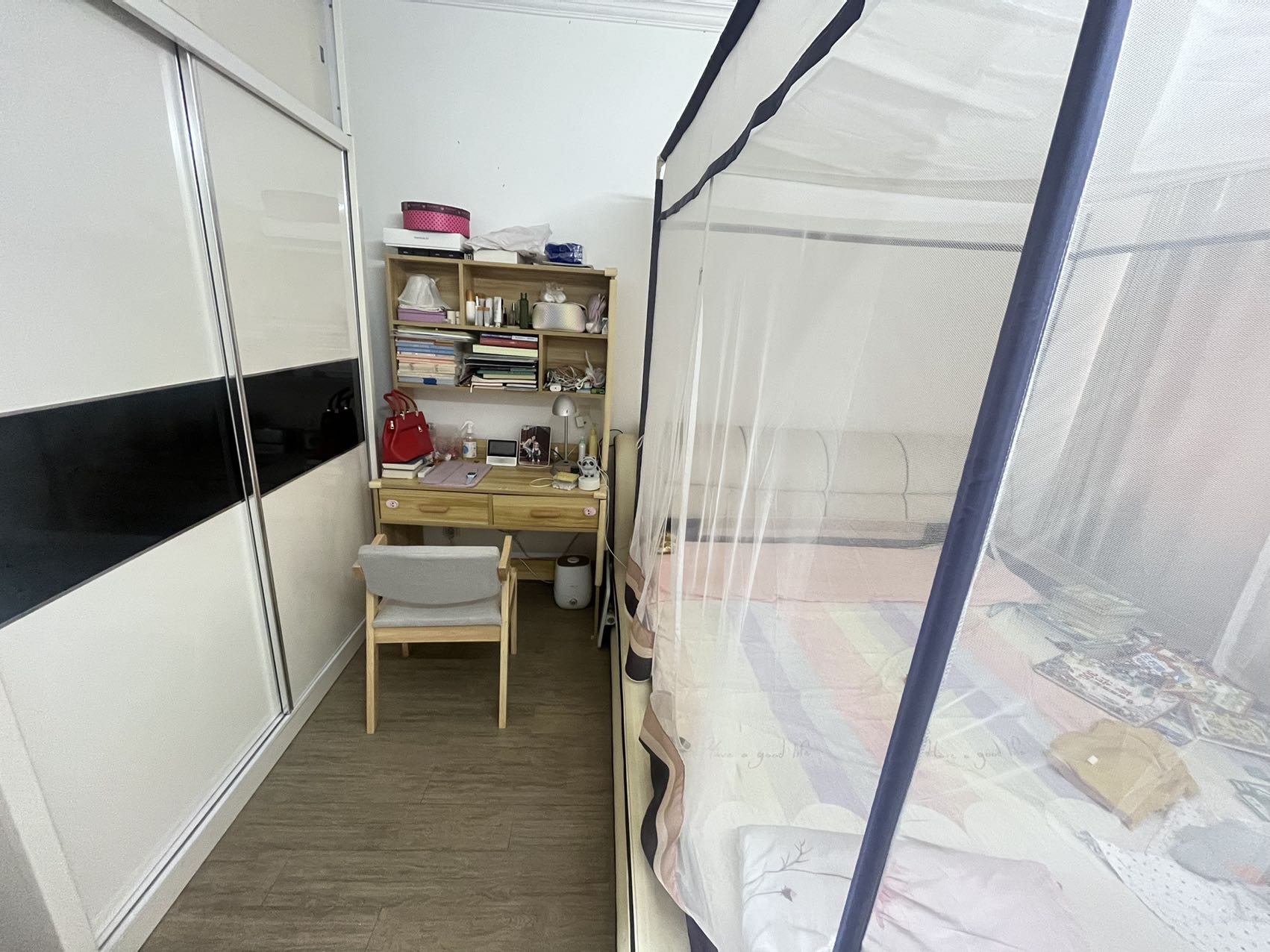 七彩阳光  2室2厅1卫    110.0万 七彩阳光  2室2厅1卫    110.0万室内图