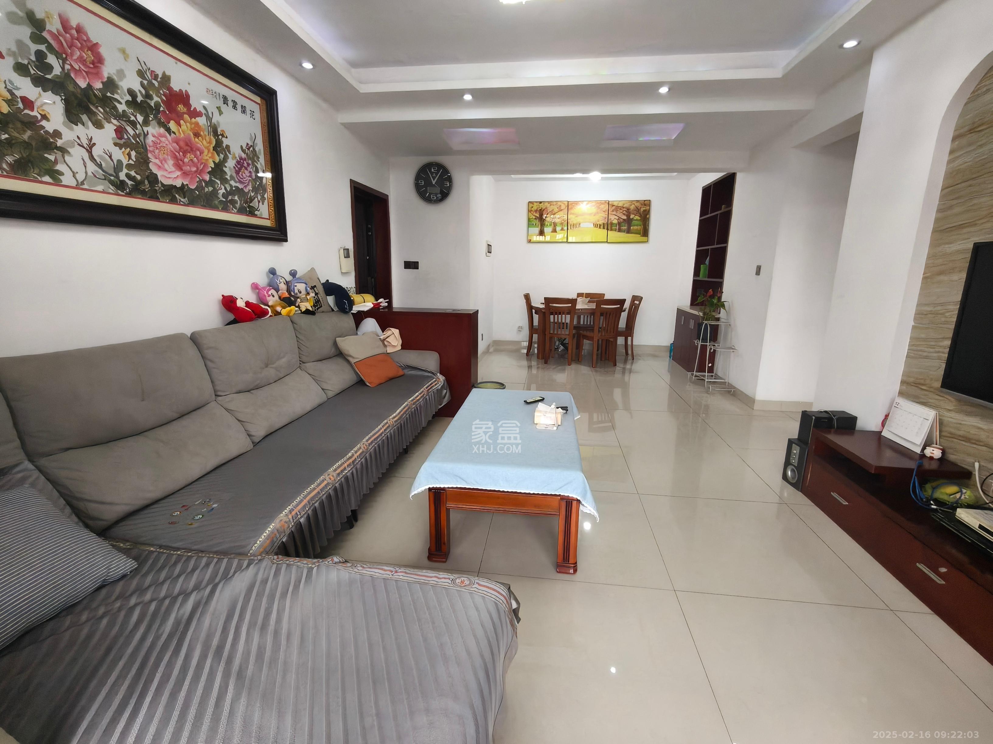 爵士湘 3室2厅1卫 1800.0元/月 爵士湘 3室2厅1卫 1800.0元/月室内图