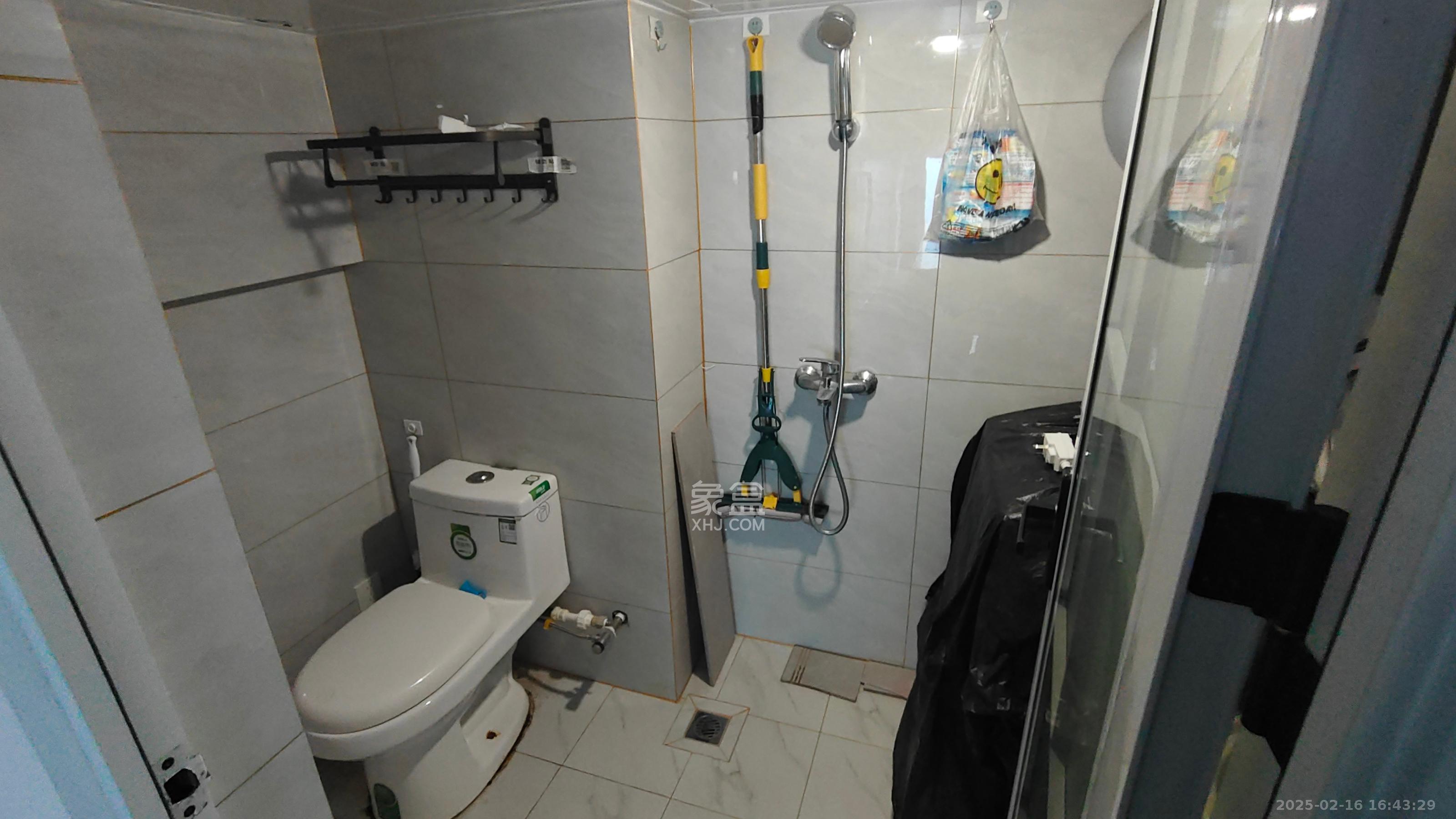 佳兆业云顶都汇 2室1厅1卫 1500.0元/月 佳兆业云顶都汇 2室1厅1卫 1500.0元/月室内图