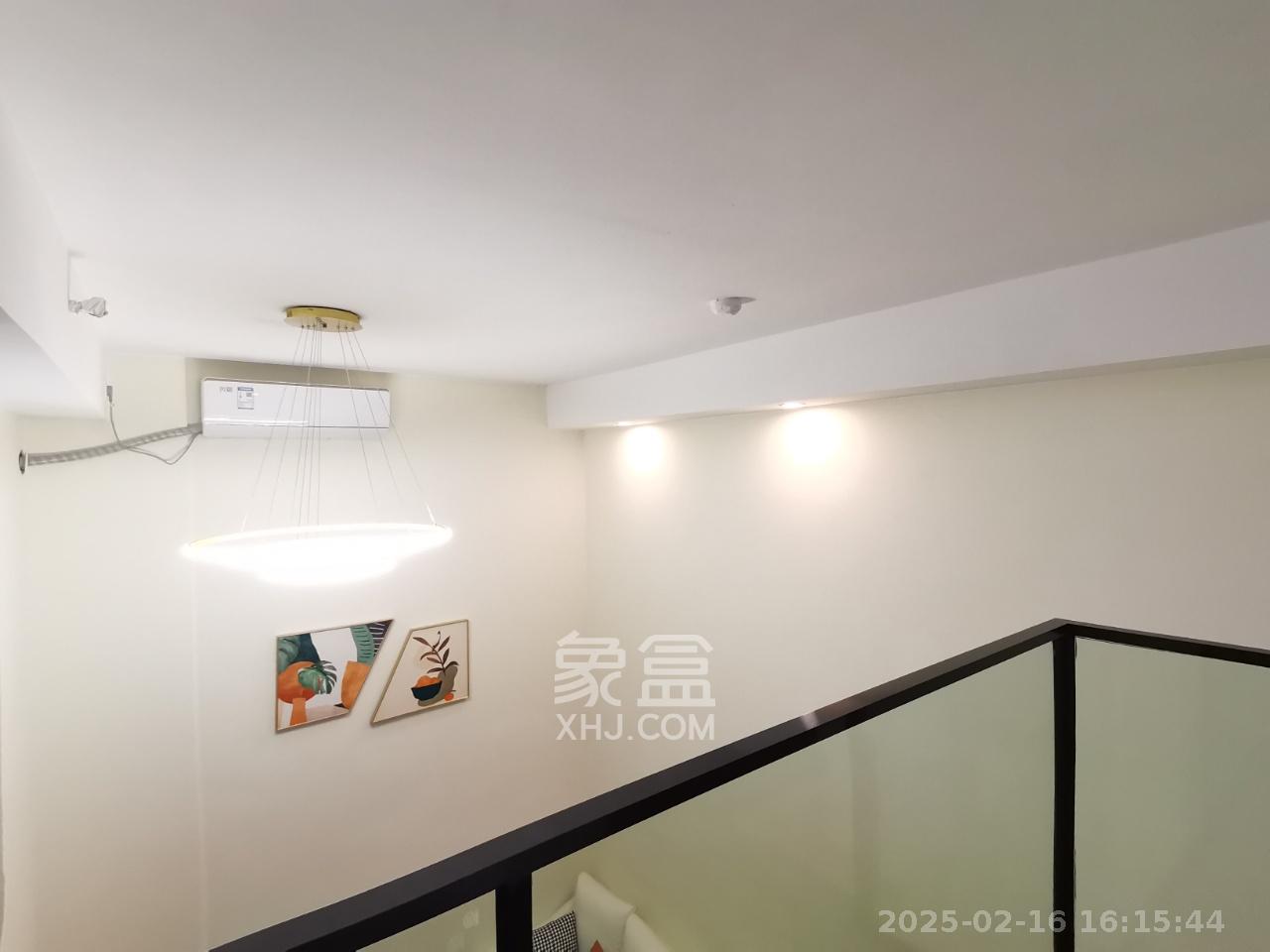 卓越浅水湾  1室1厅1卫   1900.00元/月室内图