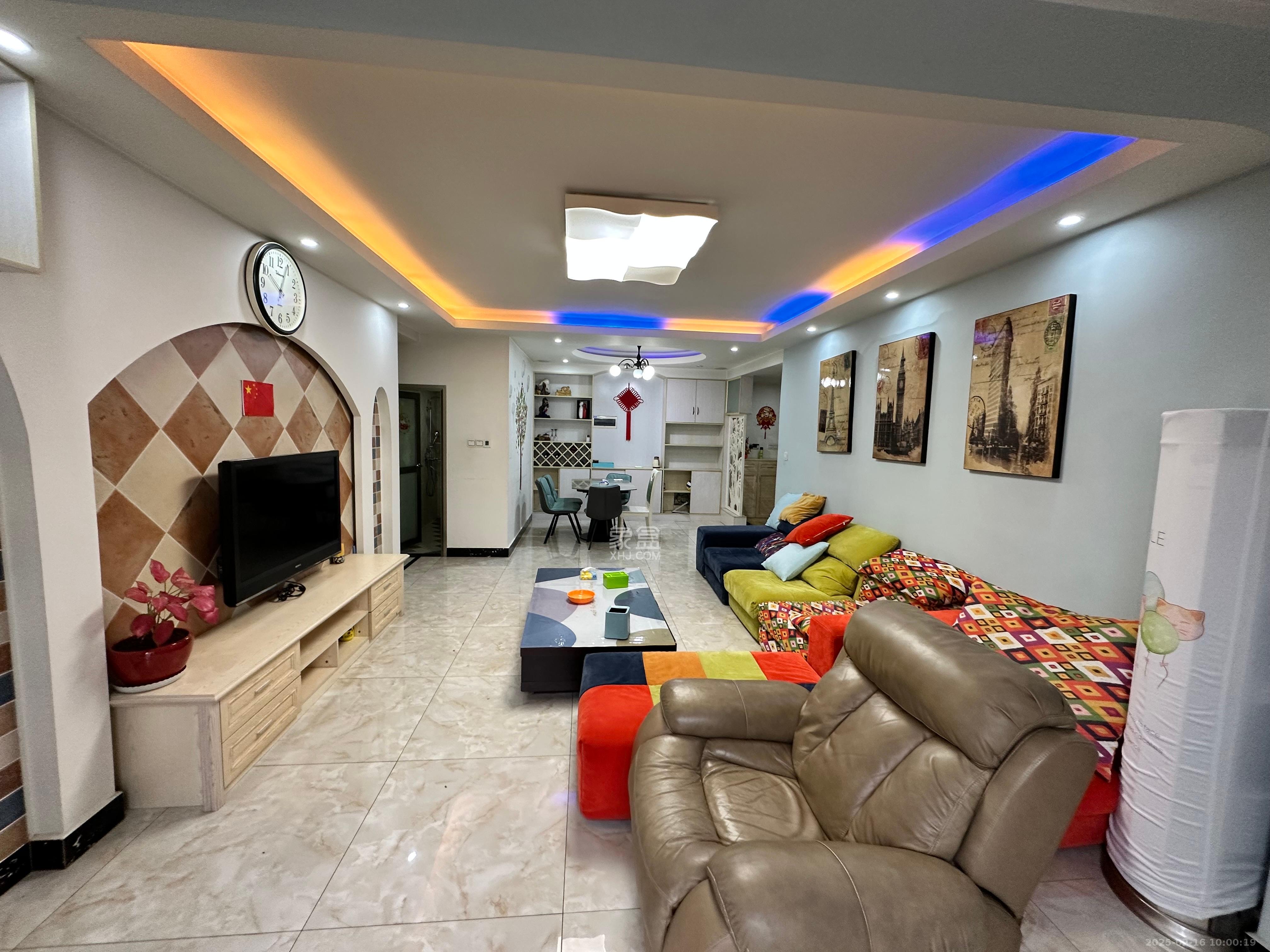 汀湘十里 3室2厅2卫 2600.0元/月 汀湘十里 3室2厅2卫 2600.0元/月室内图