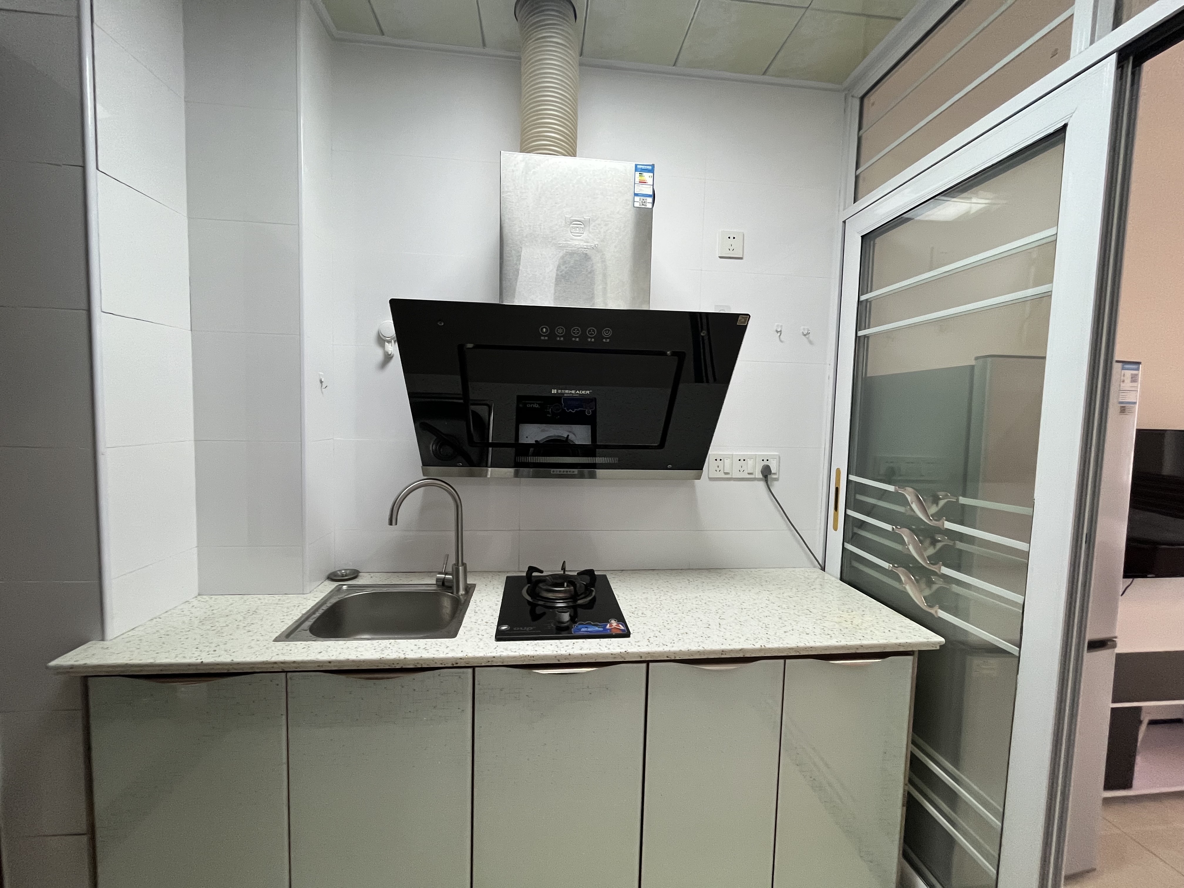 鸿浩达吉星广场(秀石街) 1室1厅1卫 1100.0元/月 鸿浩达吉星广场(秀石街) 1室1厅1卫 1100.0元/月室内图