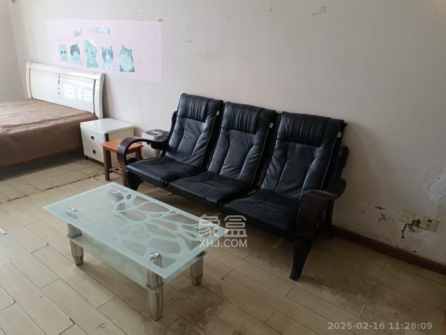 浏阳河畔家园 1室1厅1卫 1300.0元/月 浏阳河畔家园 1室1厅1卫 1300.0元/月室内图