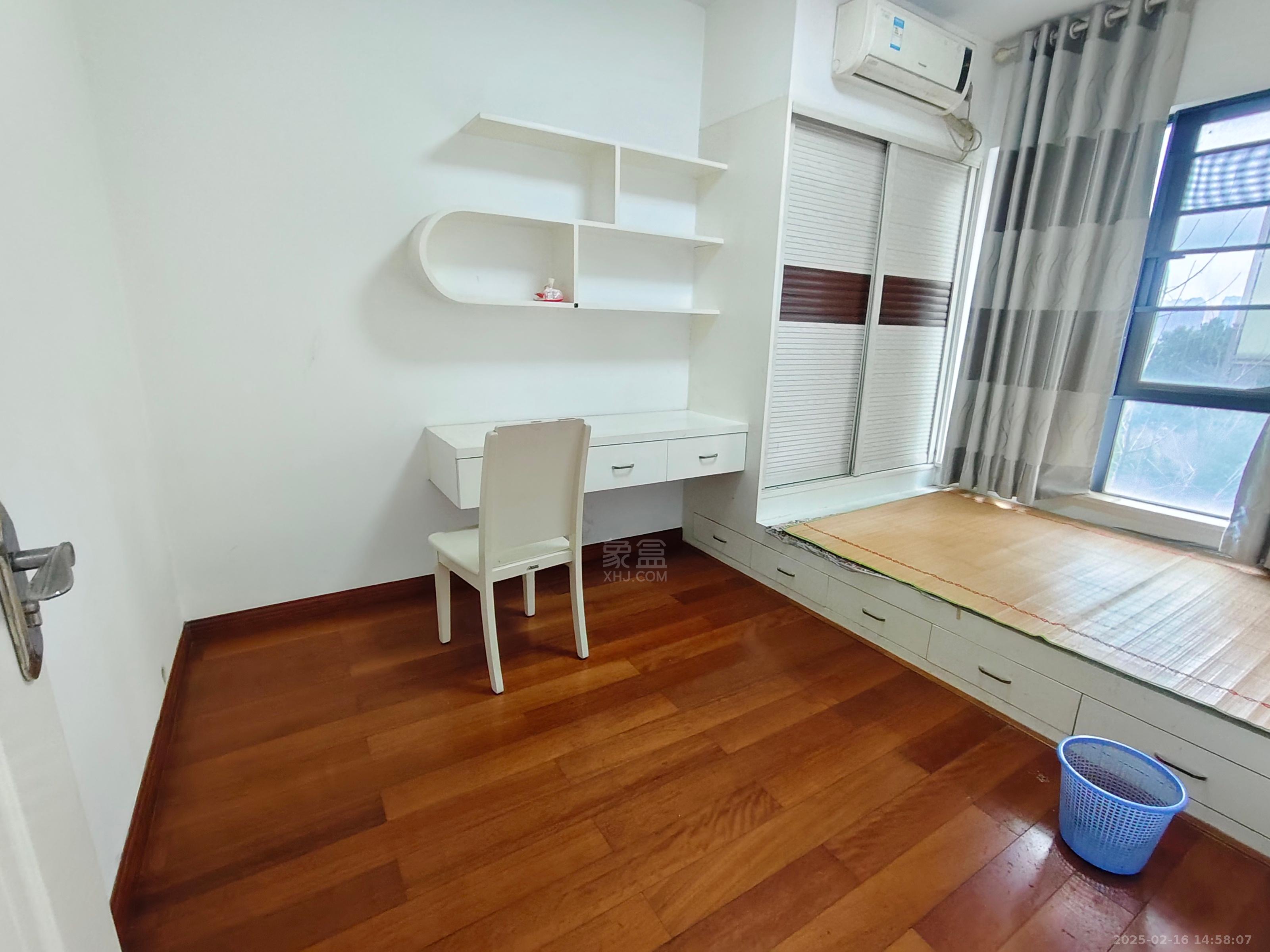 三一歌雅郡 3室2厅1卫 1500.0元/月 三一歌雅郡 3室2厅1卫 1500.0元/月室内图