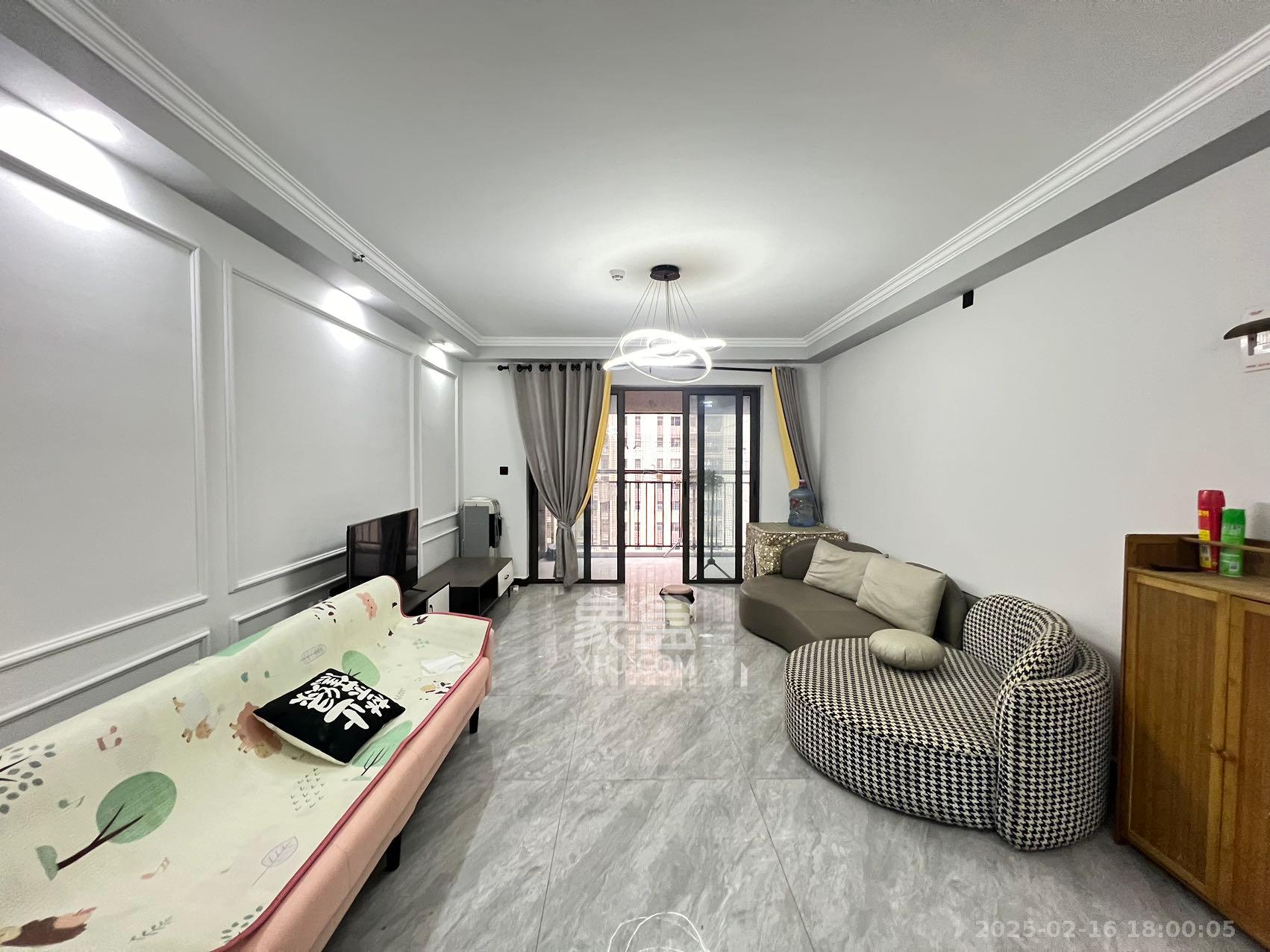 阳光城尚东湾凌云府 4室2厅2卫 3000.0元/月 阳光城尚东湾凌云府 4室2厅2卫 3000.0元/月室内图