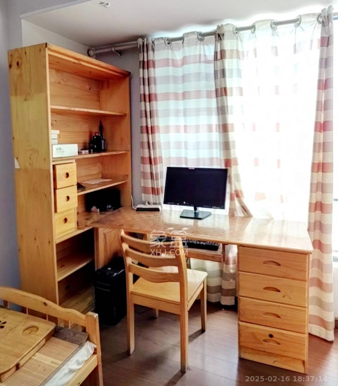 万科金域华府一期  3室2厅1卫    2700.0元/月 万科金域华府一期  3室2厅1卫    2700.0元/月室内图