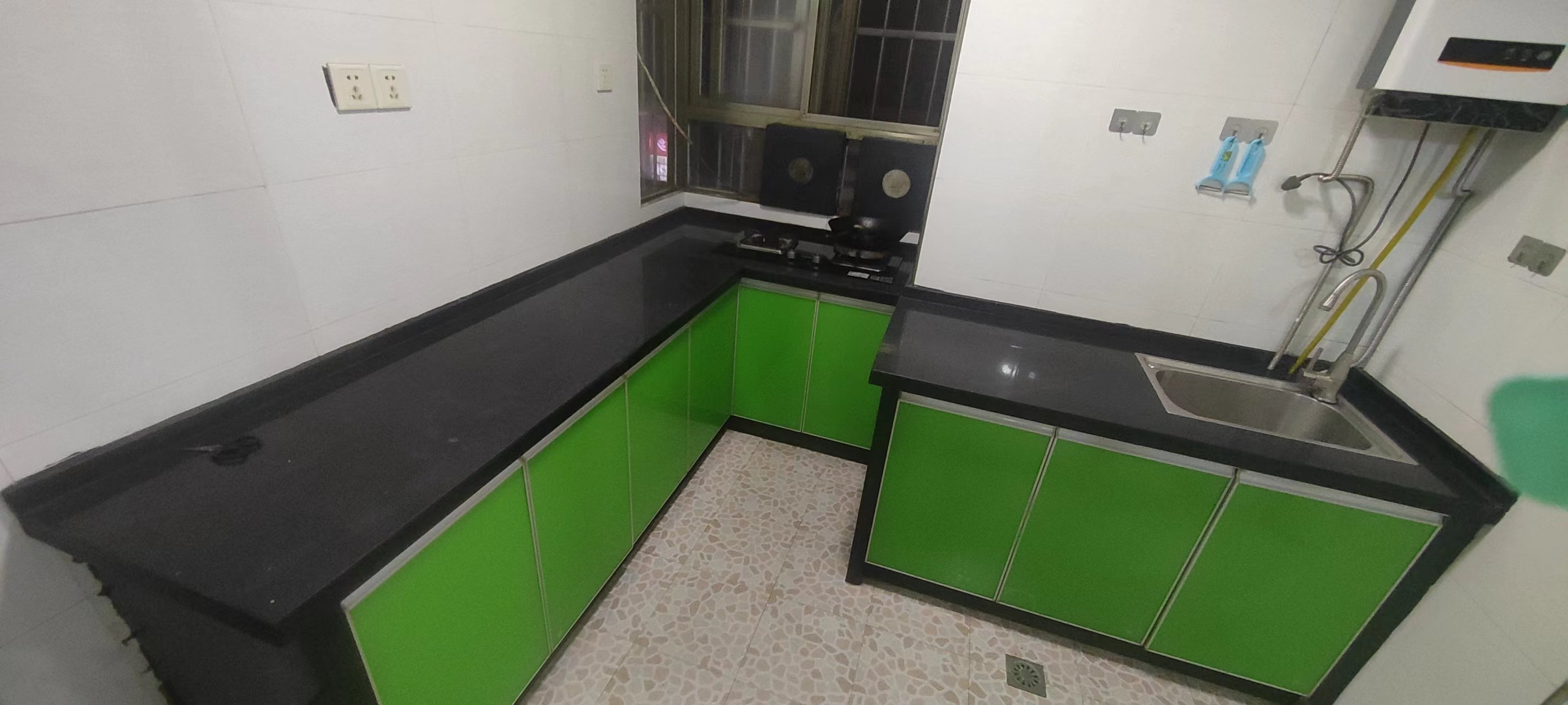 八家湾小区 3室2厅1卫 2400.0元/月 八家湾小区 3室2厅1卫 2400.0元/月户型图