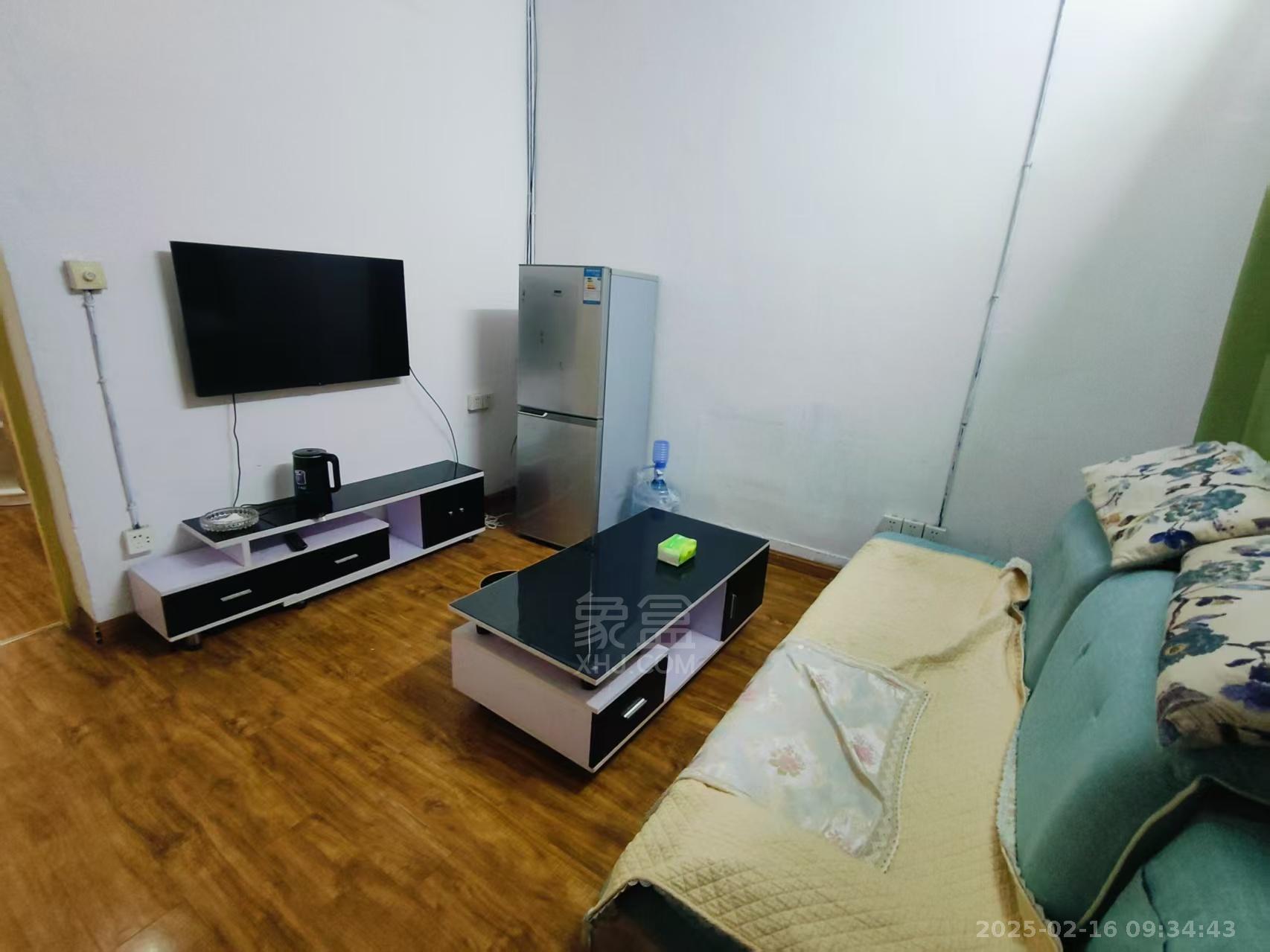 群力村 1室1厅1卫 700.0元/月 群力村 1室1厅1卫 700.0元/月室内图