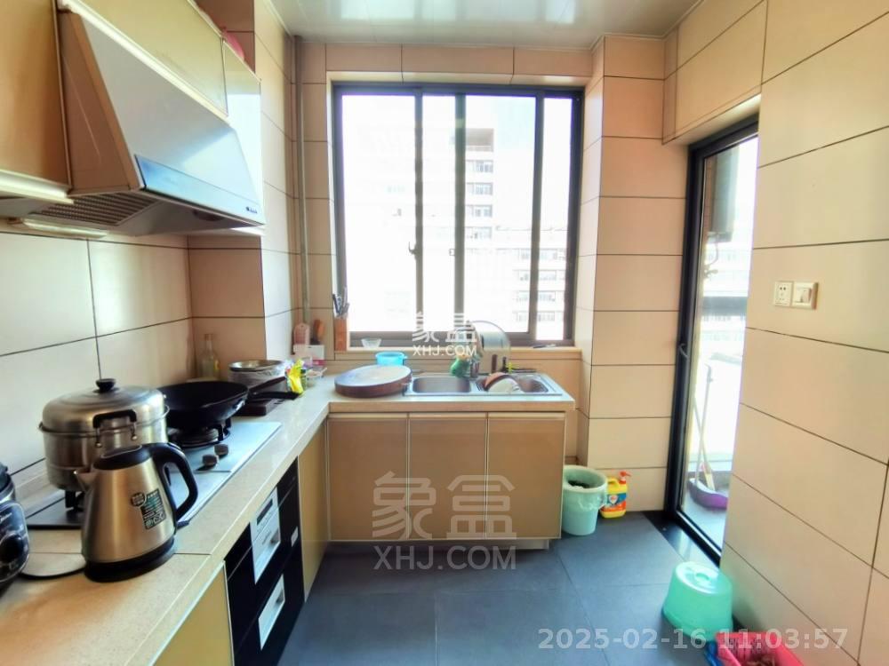 天泉一品 2室2厅1卫 1500.0元/月 天泉一品 2室2厅1卫 1500.0元/月室内图