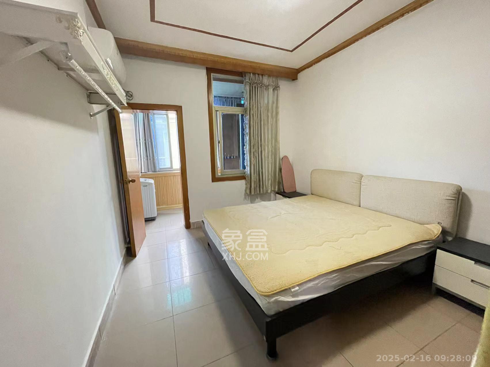 红旗区四片  2室2厅1卫    1800.0元/月 红旗区四片  2室2厅1卫    1800.0元/月室内图