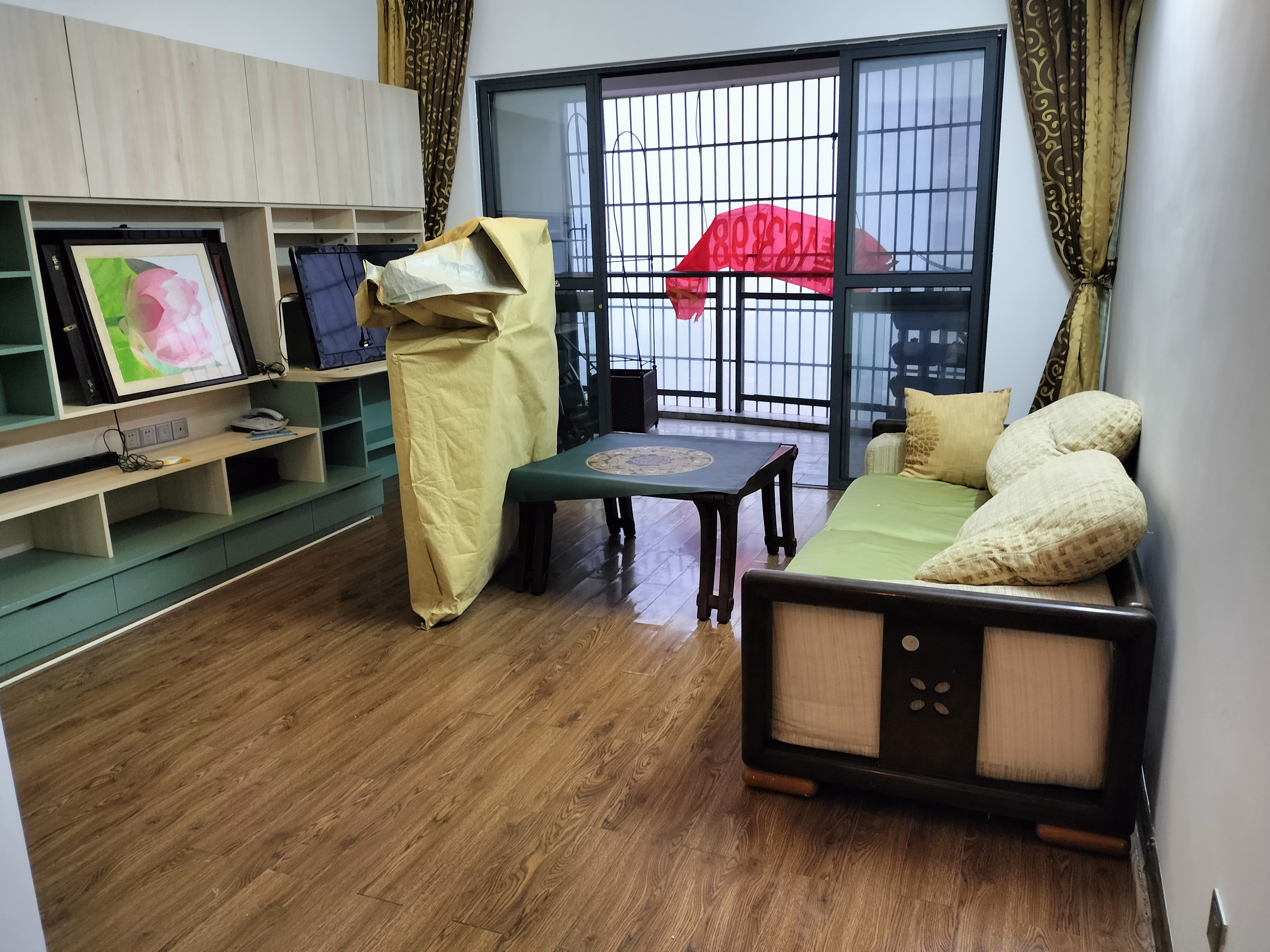 枫丹白露  3室2厅2卫   3500.00元/月室内图