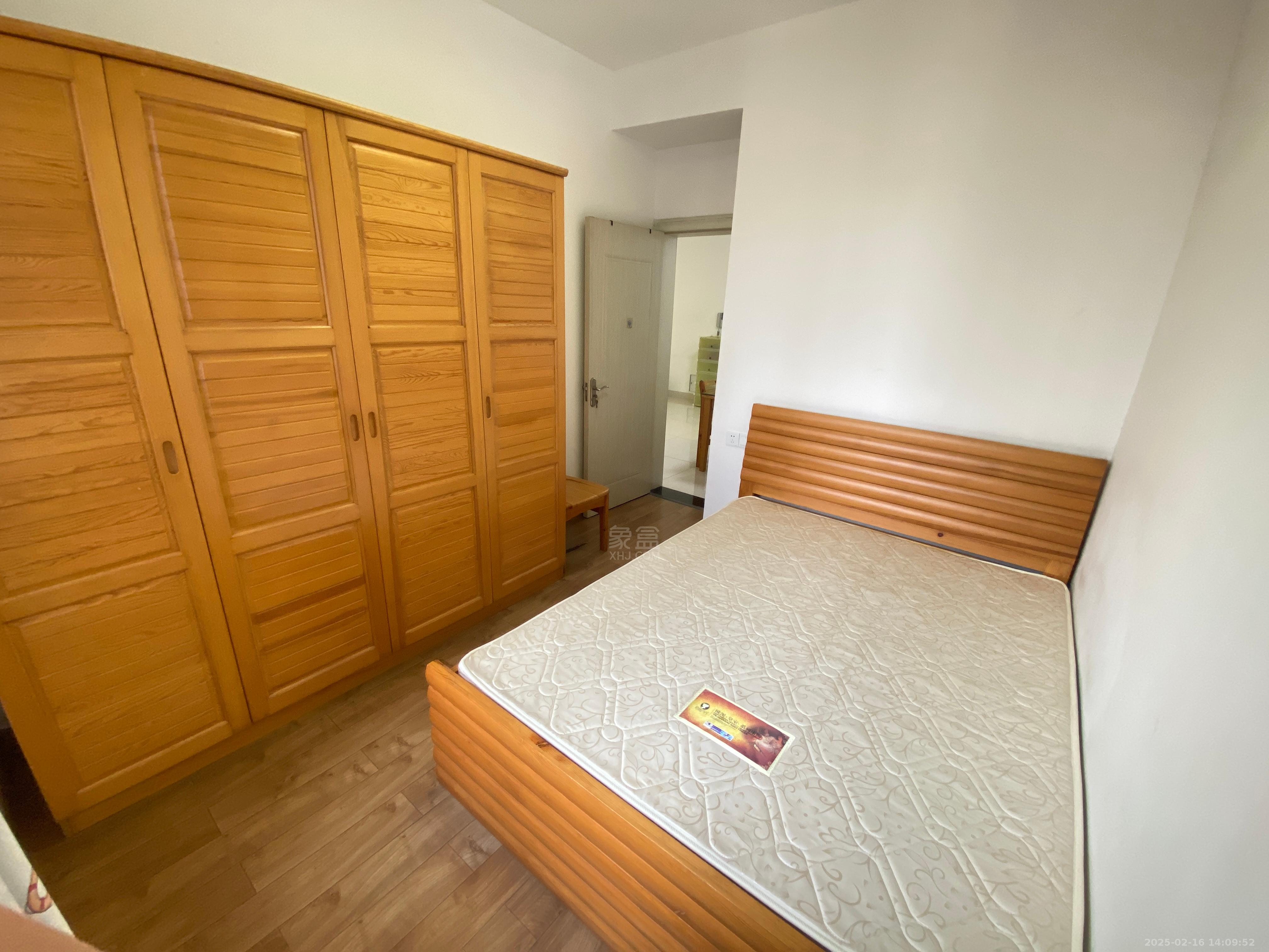 盛世华庭 2室2厅1卫 1800.0元/月 盛世华庭 2室2厅1卫 1800.0元/月室内图