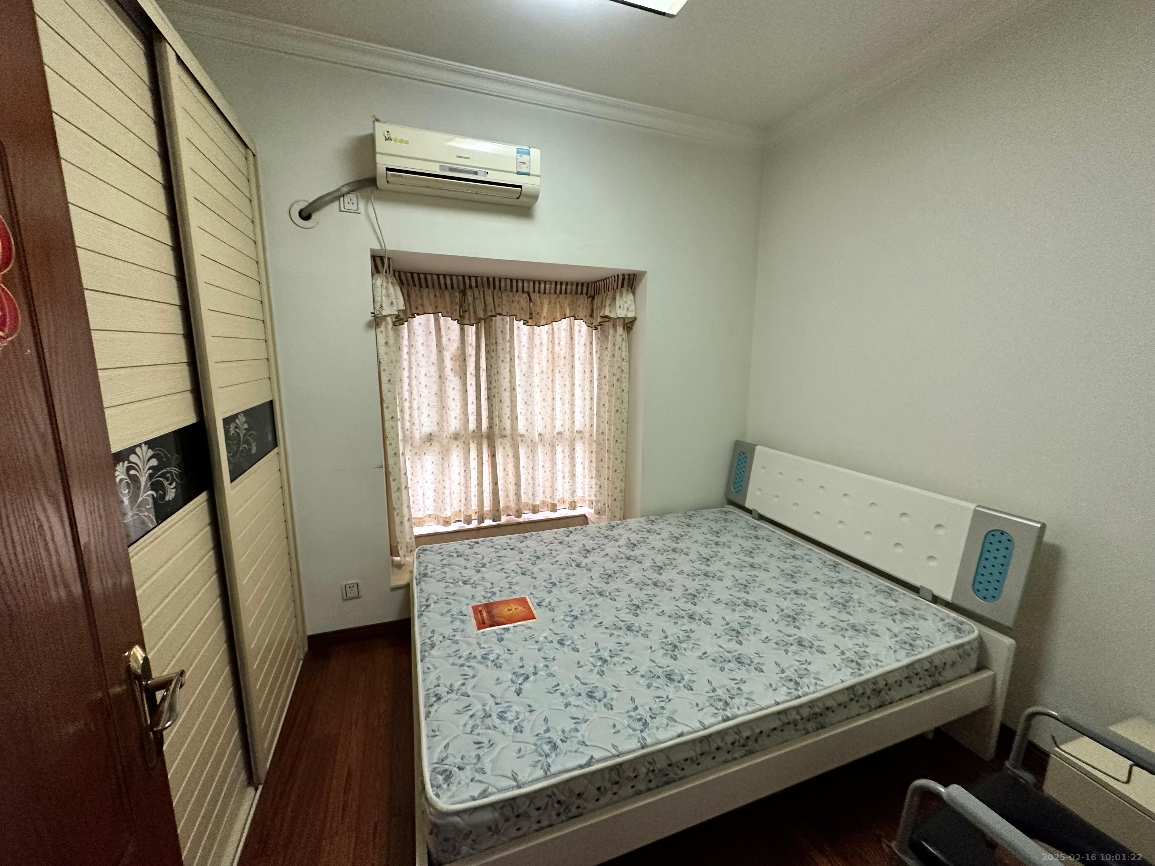 汀湘十里 3室2厅2卫 2600.0元/月 汀湘十里 3室2厅2卫 2600.0元/月室内图