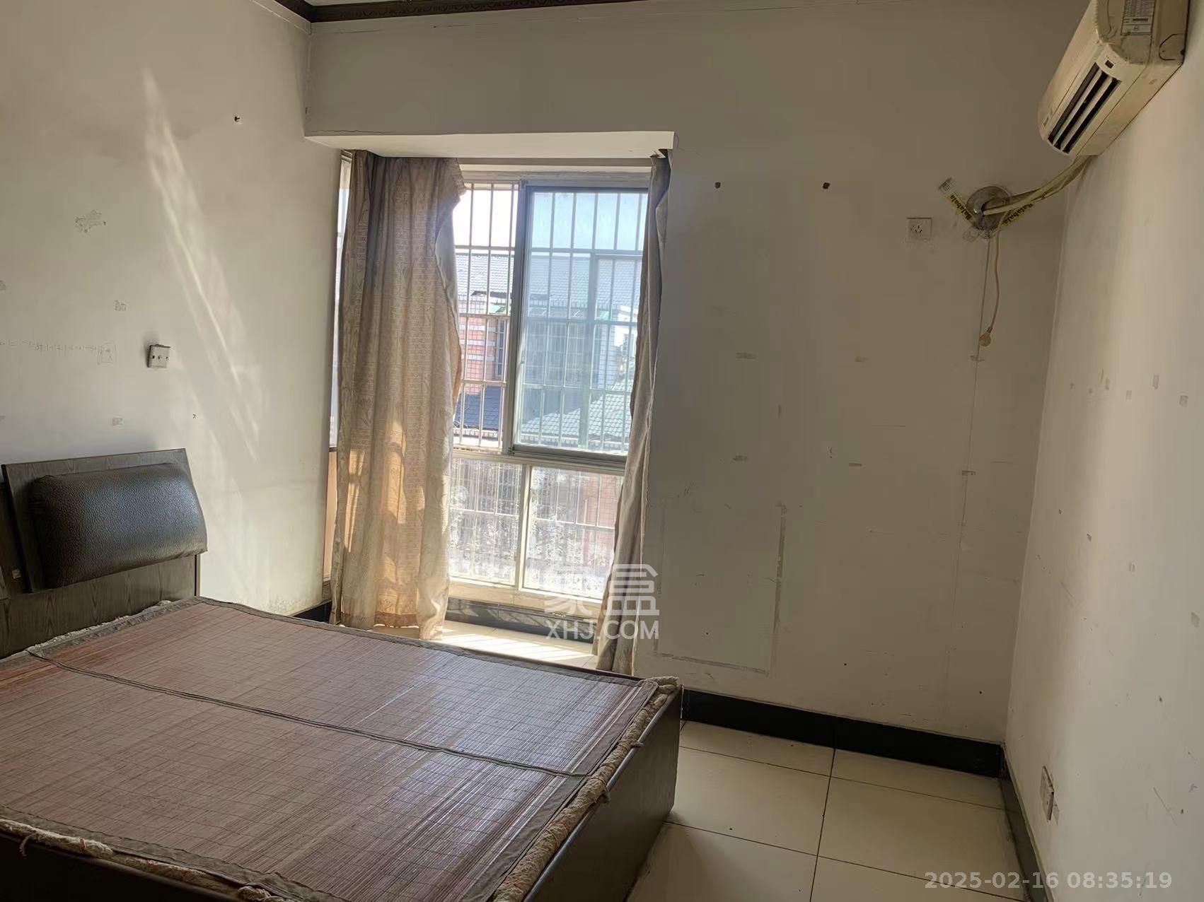 新塘垅小区(高桥物流园) 2室2厅1卫 1200.0元/月 新塘垅小区(高桥物流园) 2室2厅1卫 1200.0元/月室内图