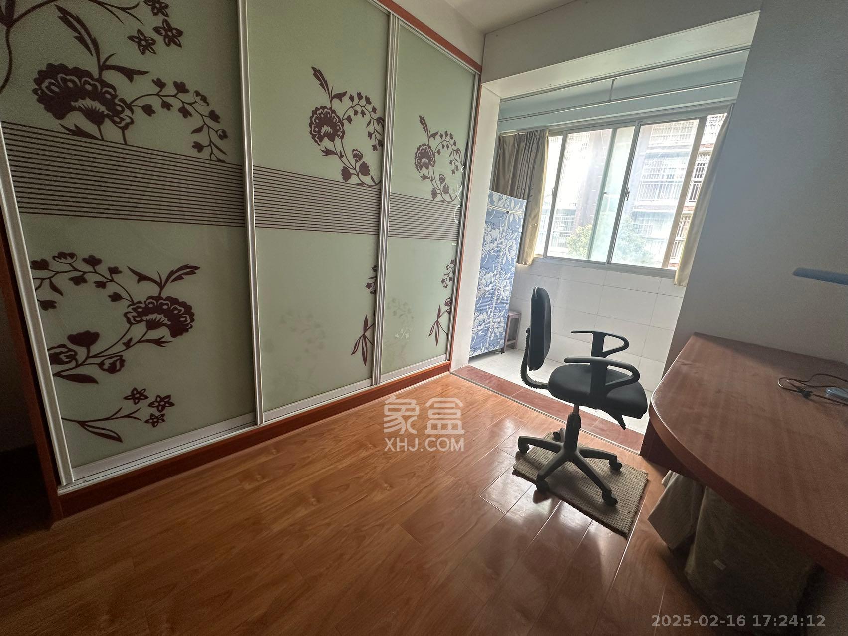 鄱阳小区  1室0厅0卫   1800.00元/月室内图