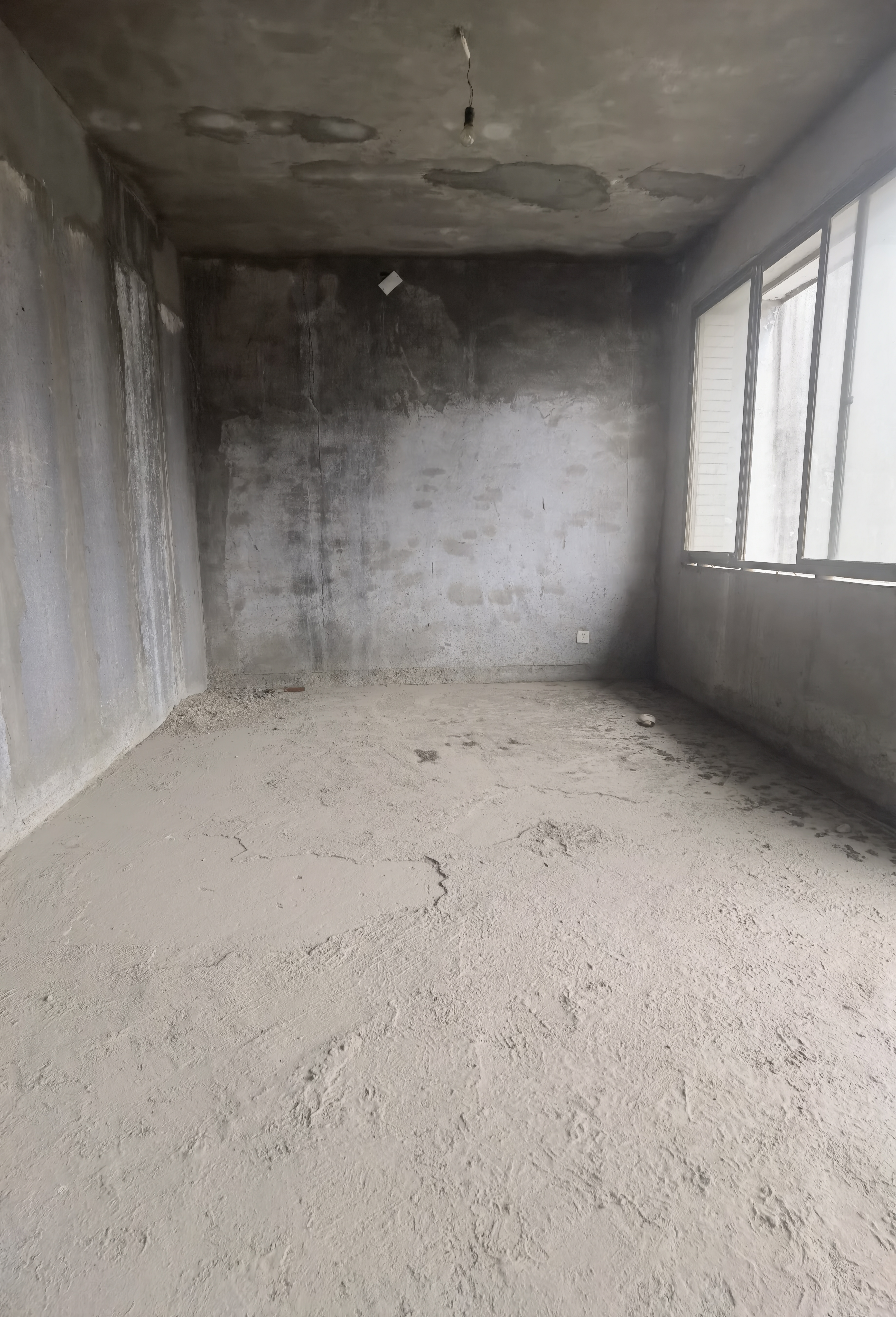 区教师新村  6室2厅3卫    76.8万客厅