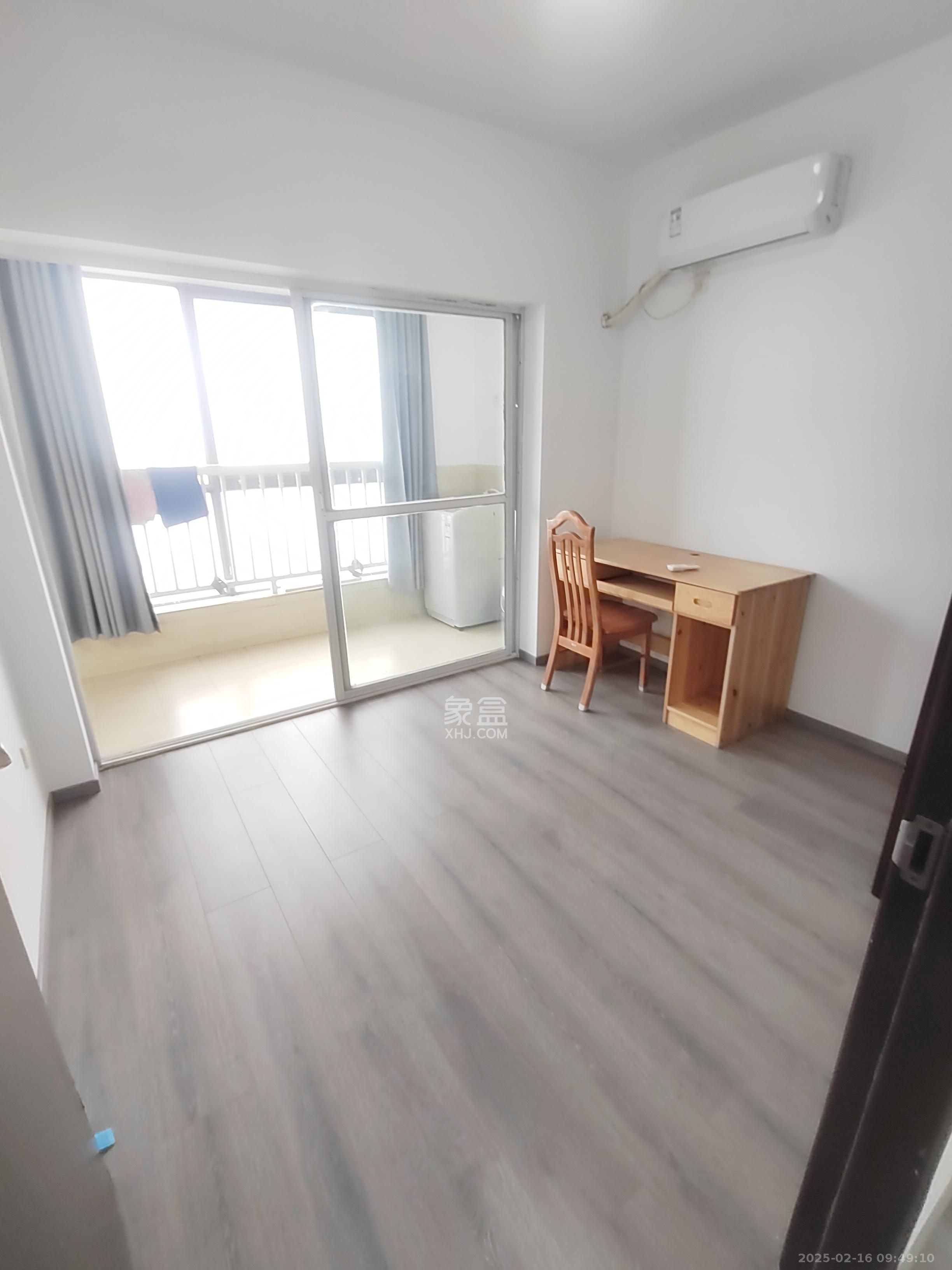 博雅公寓  3室2厅1卫   2600.00元/月室内图