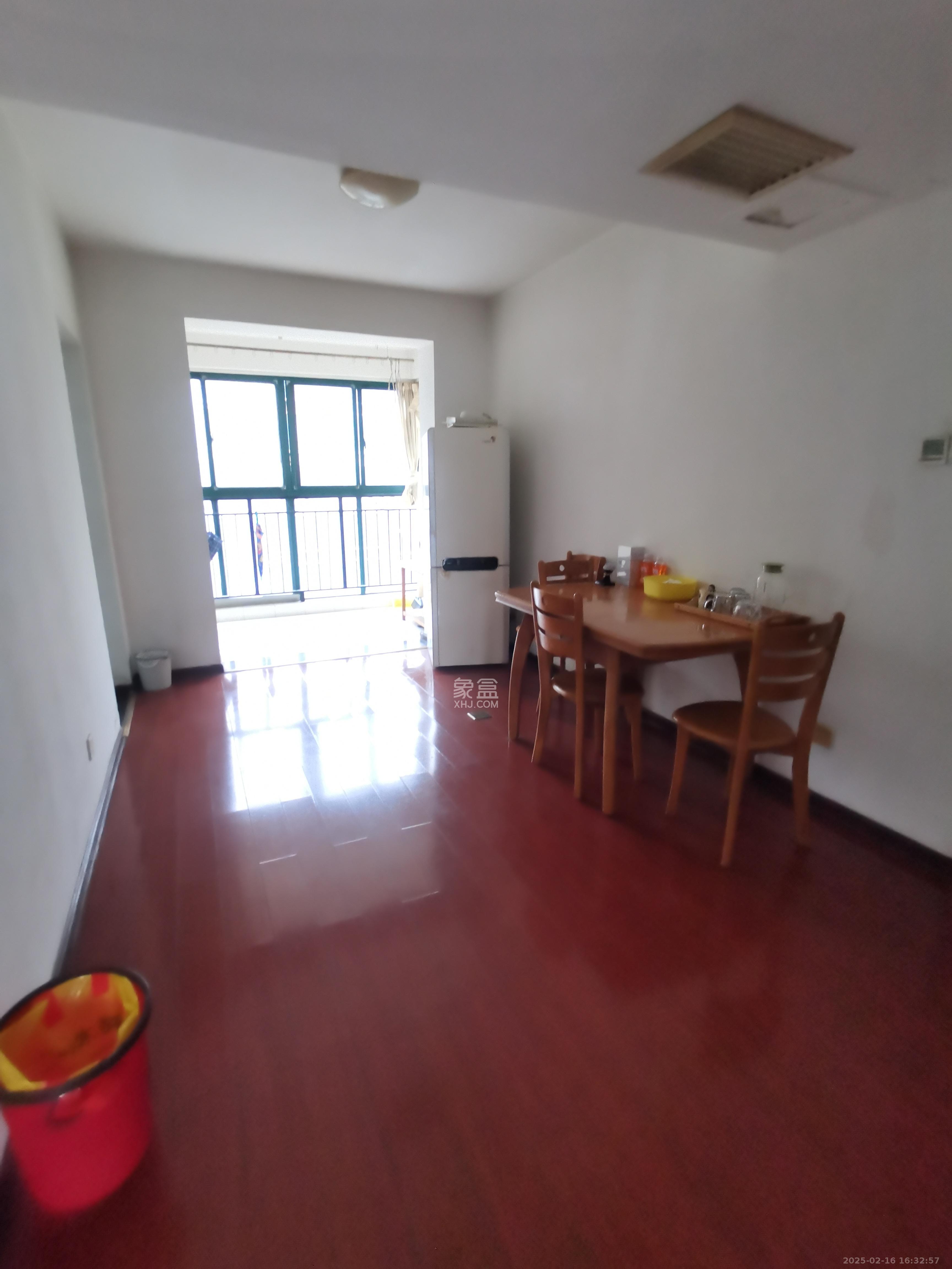 富景园  3室2厅2卫   2500.00元/月小区图