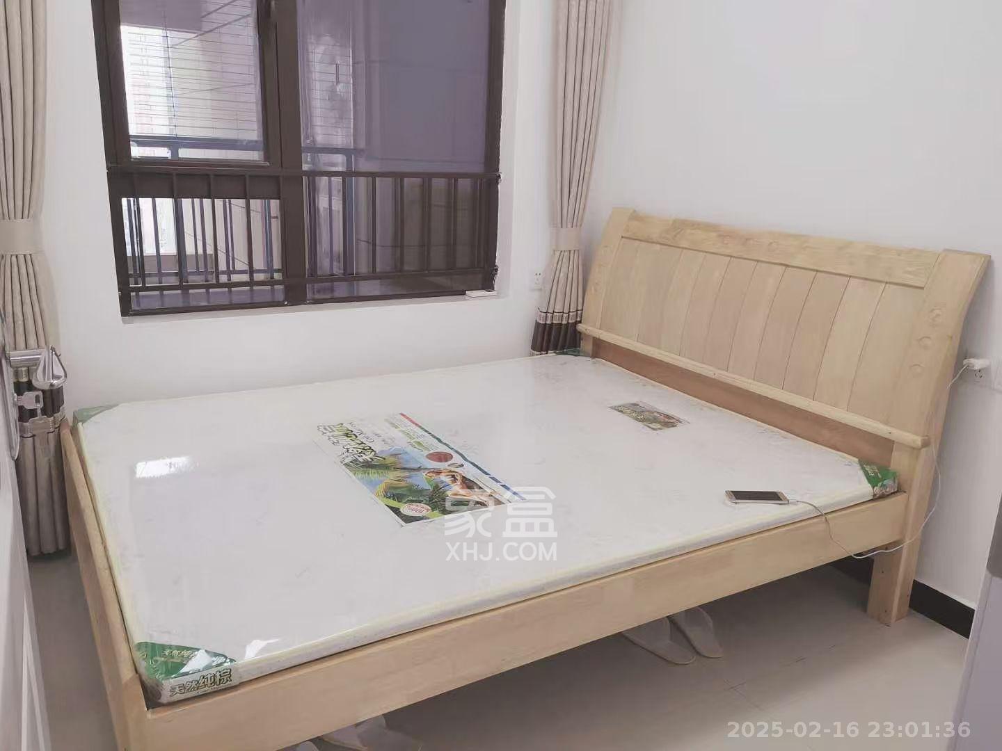 卓越浅水湾  3室2厅2卫   2600.00元/月室内图