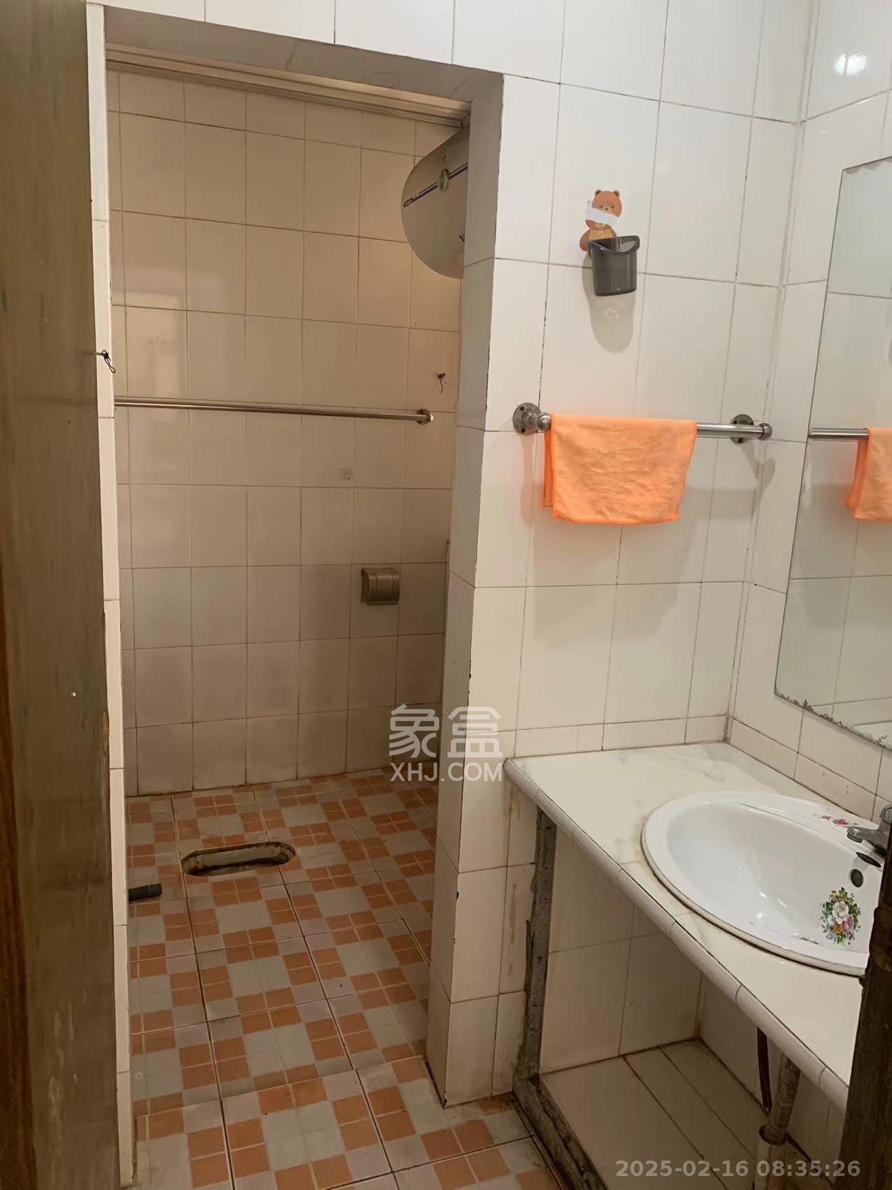 新塘垅小区(高桥物流园) 2室2厅1卫 1200.0元/月 新塘垅小区(高桥物流园) 2室2厅1卫 1200.0元/月室内图