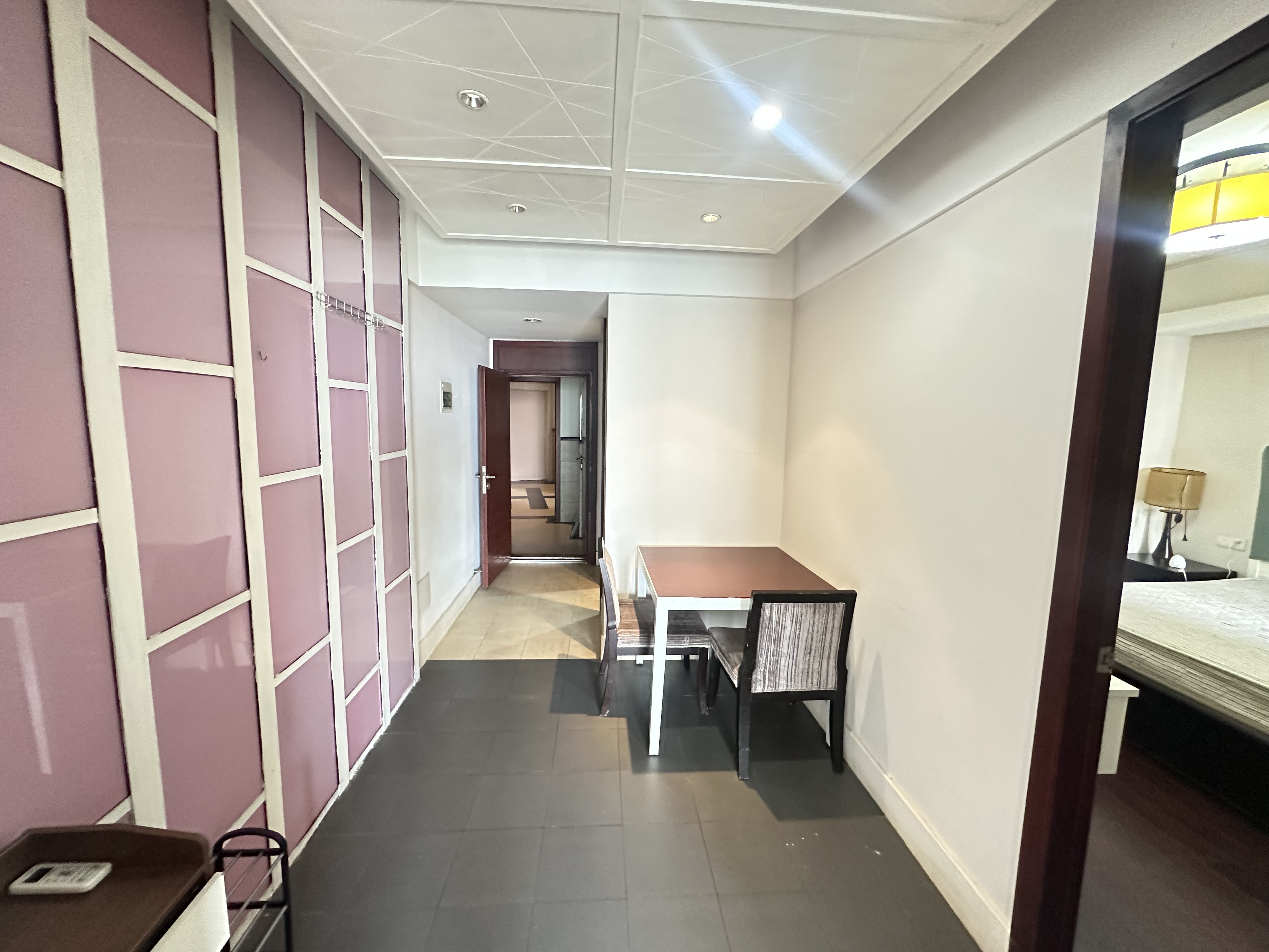 宝华海景 1室2厅1卫 100.0万 宝华海景 1室2厅1卫 100.0万室内图