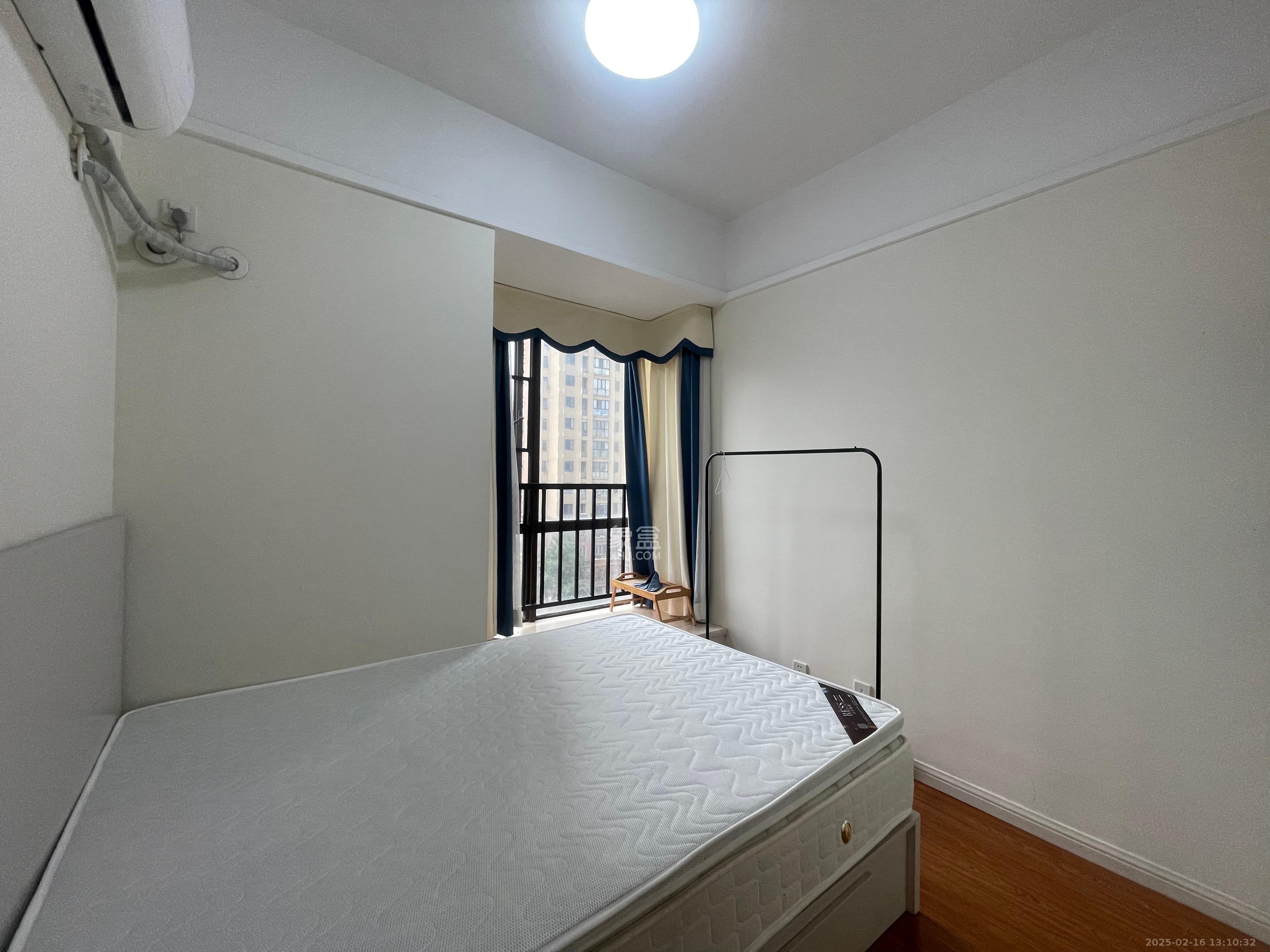 中建信和城  1室1厅1卫   2200.00元/月室内图