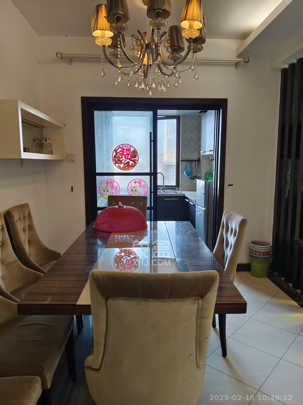 长高圆梦佳苑  4室2厅2卫    2400.0元/月 长高圆梦佳苑  4室2厅2卫    2400.0元/月室内图