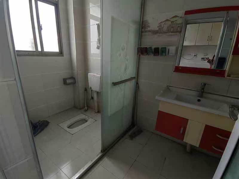 山水绿城  1室0厅0卫    38.8万客厅