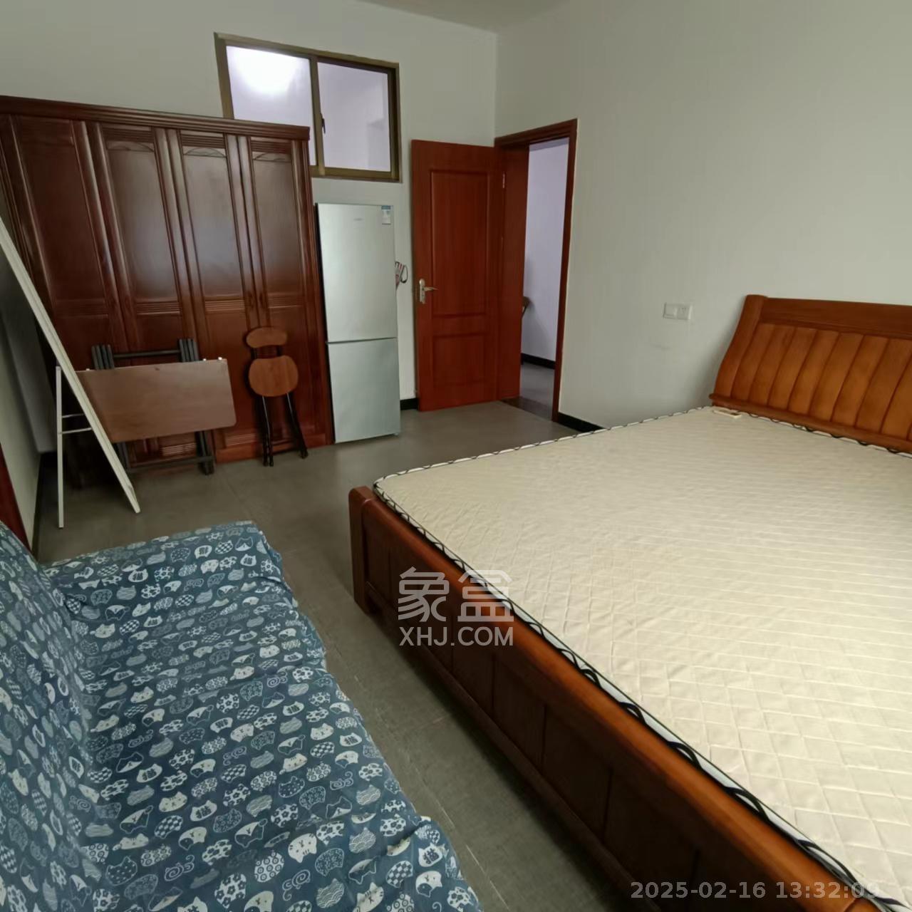 兴联母山小区 2室1厅1卫 1200.0元/月 兴联母山小区 2室1厅1卫 1200.0元/月室内图