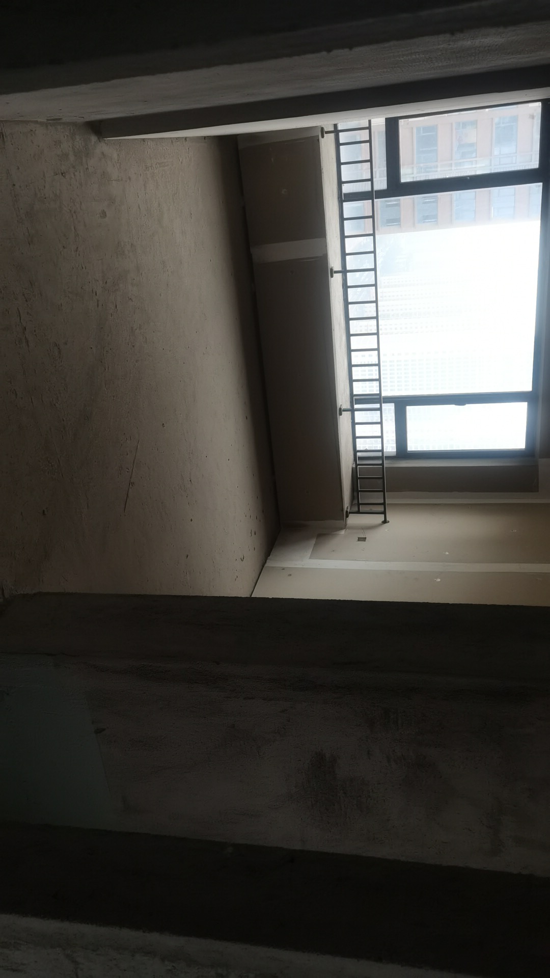 宁邦中心（二期公园里）  4室2厅2卫    98.8万客厅