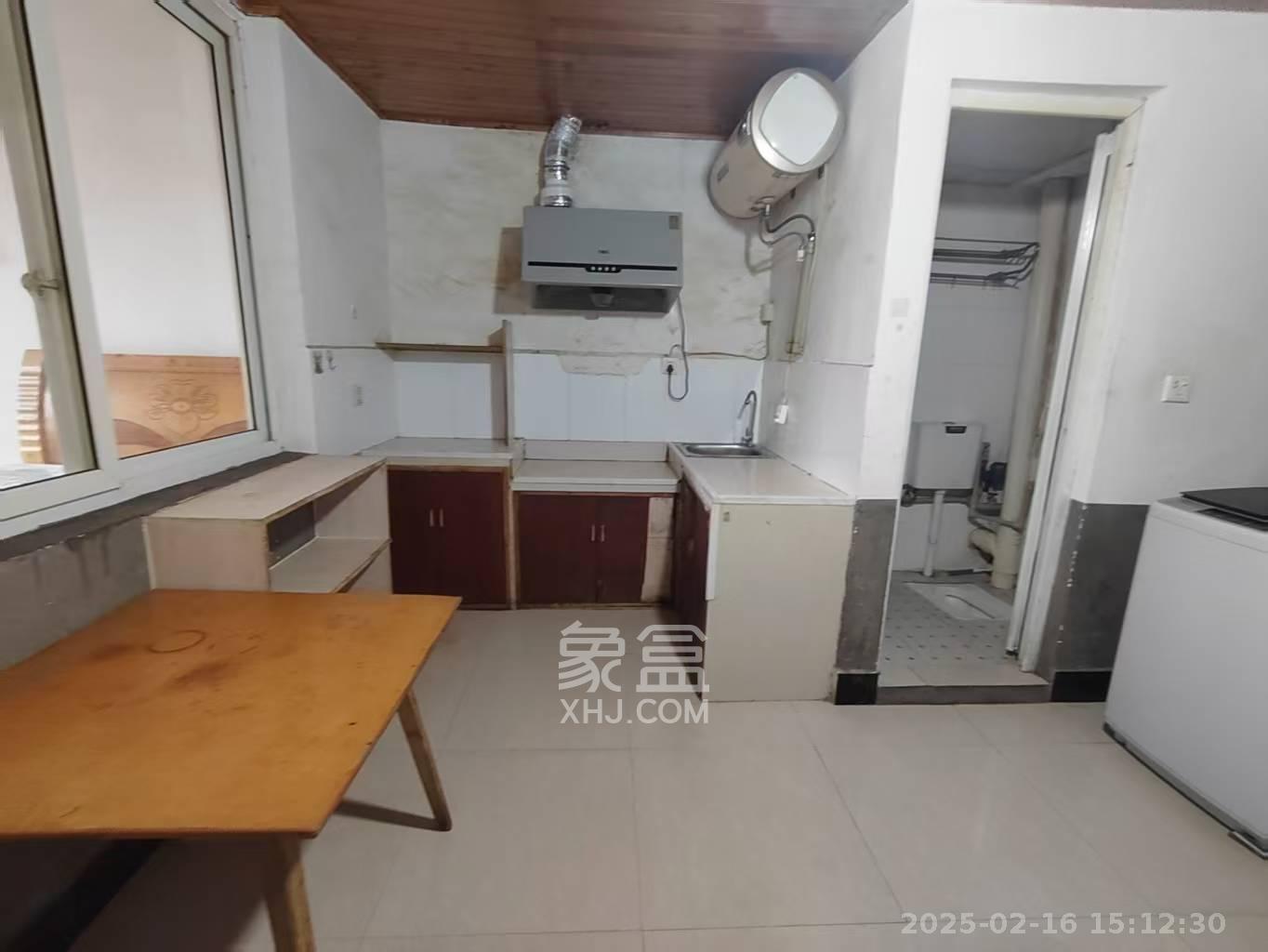 星沙二区 1室1厅1卫 700.0元/月 星沙二区 1室1厅1卫 700.0元/月室内图