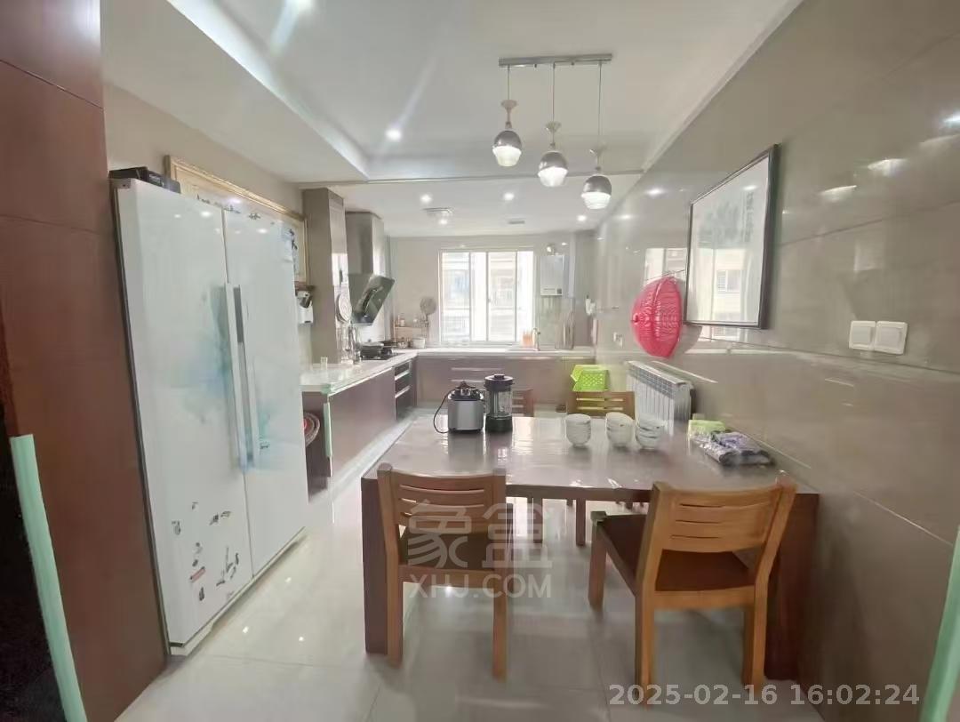 玫瑰名城梧桐园 3室2厅2卫 1500.0元/月 玫瑰名城梧桐园 3室2厅2卫 1500.0元/月室内图