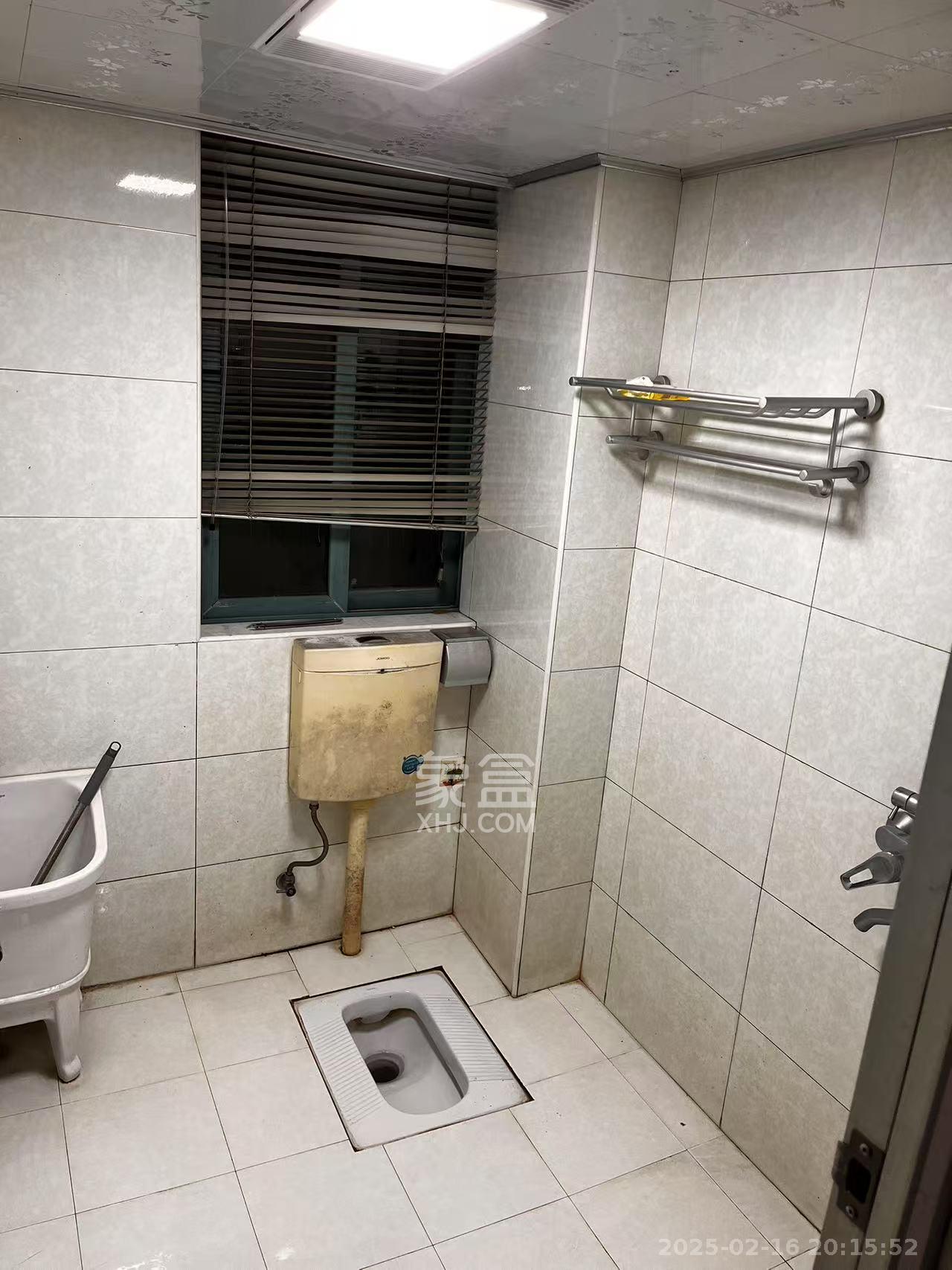 蝴蝶谷 3室2厅1卫 2000.0元/月 蝴蝶谷 3室2厅1卫 2000.0元/月室内图