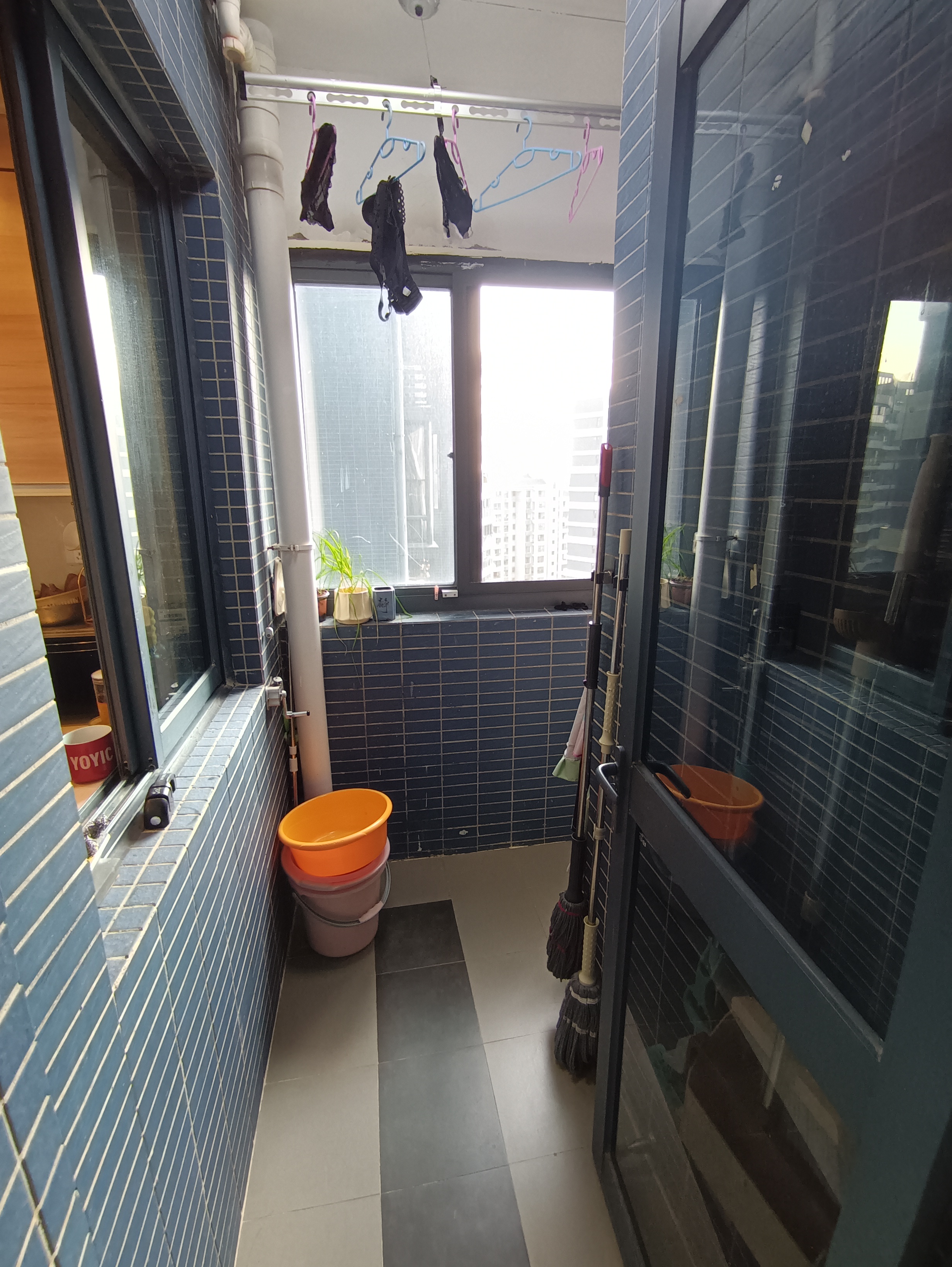 碧桂园滨海国际一期(2602地块) 3室2厅2卫 210.0万 碧桂园滨海国际一期(2602地块) 3室2厅2卫 210.0万阳台