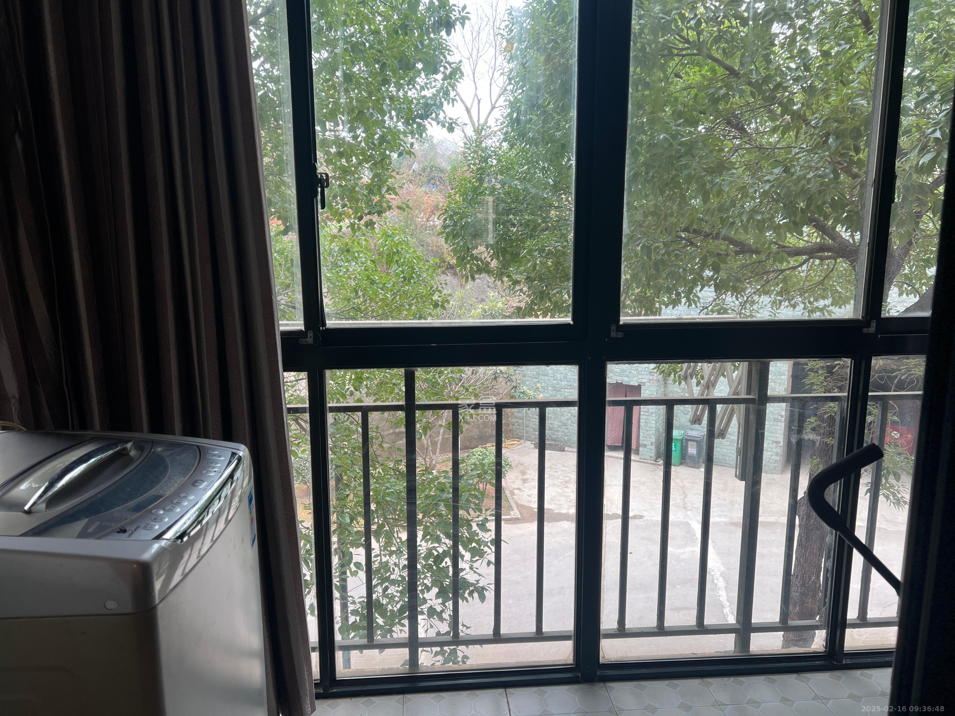 怡和山庄 2室2厅1卫 2500.0元/月 怡和山庄 2室2厅1卫 2500.0元/月室内图