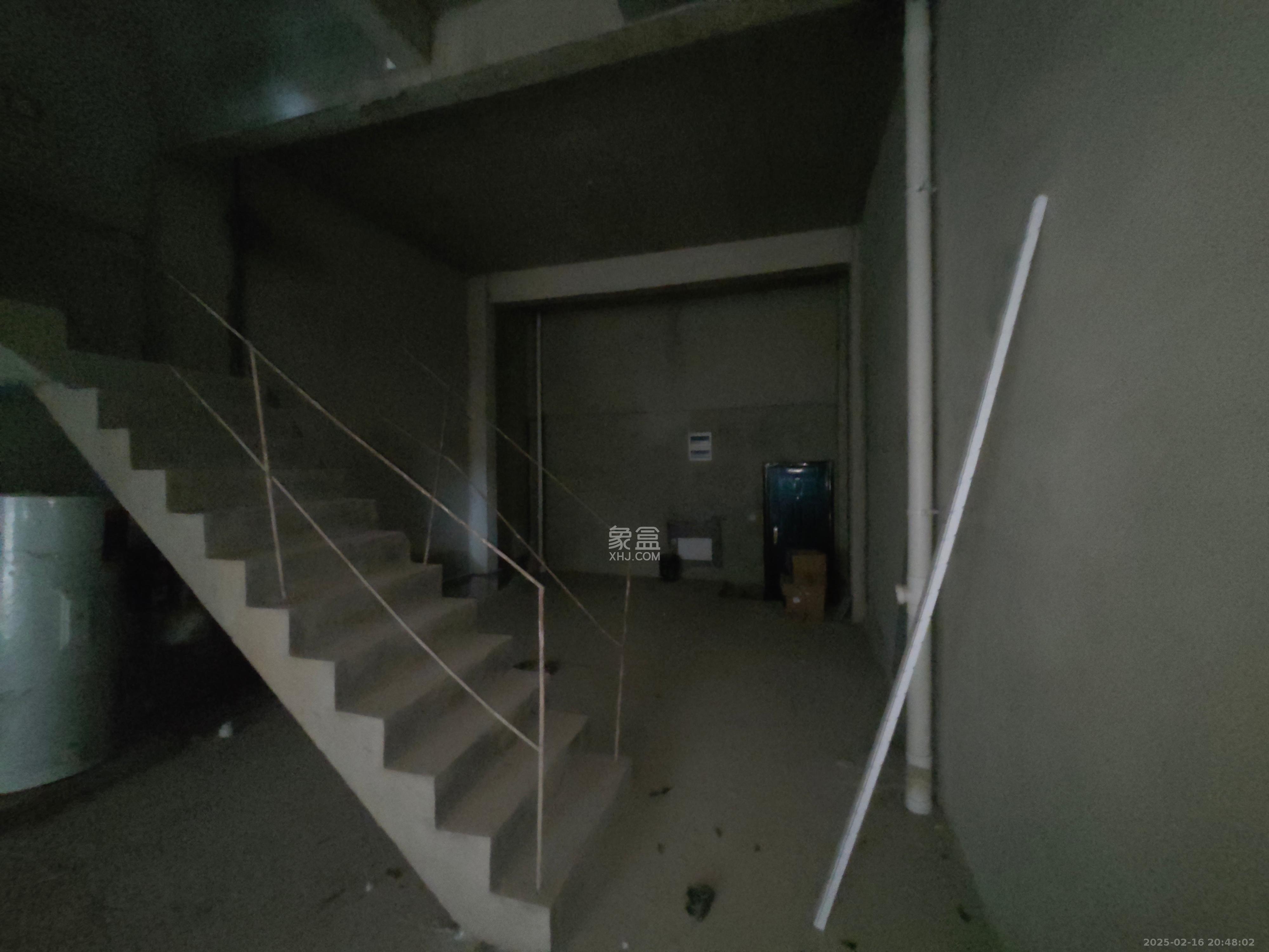 龙湖湘风原著(龙湖湘风星城) 1室0厅0卫 3500.0元/月 龙湖湘风原著(龙湖湘风星城) 1室0厅0卫 3500.0元/月室内图