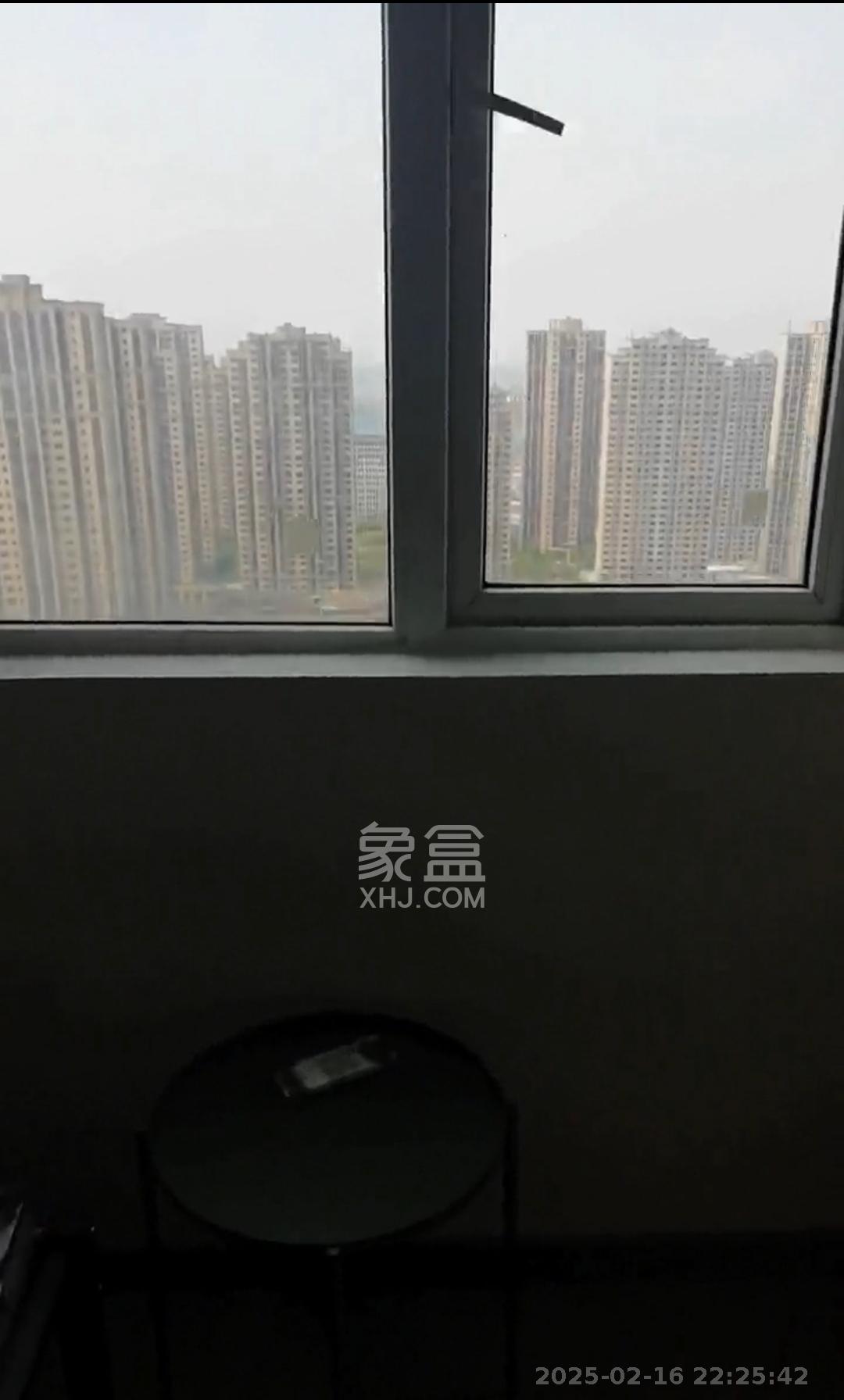 MOMA当代广场 1室2厅2卫 850.0元/月 MOMA当代广场 1室2厅2卫 850.0元/月室内图