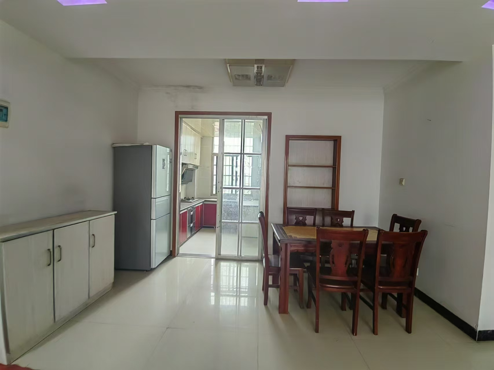 山水绿城  1室0厅0卫    38.8万客厅