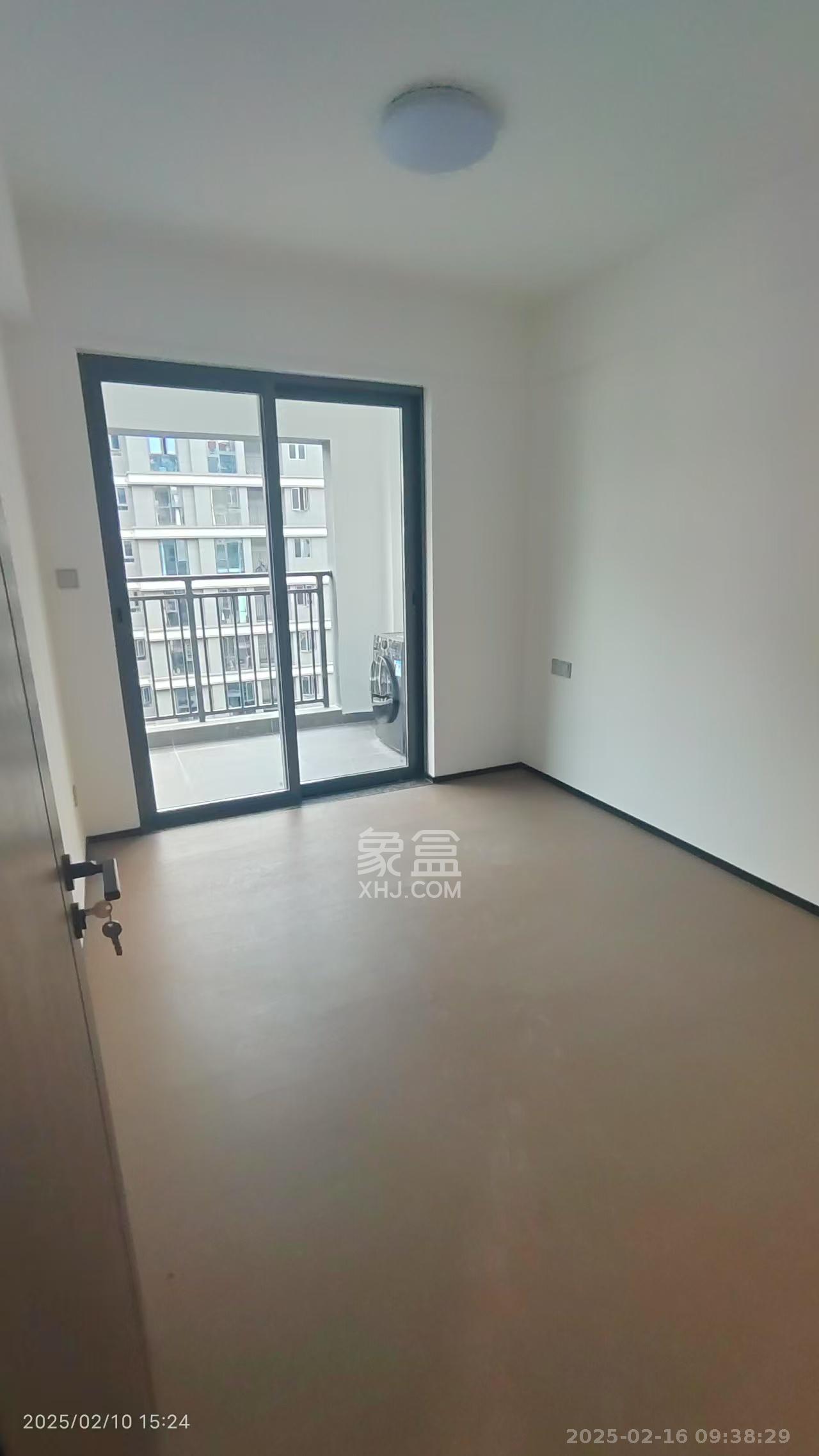 中海寰宇天下 5室2厅2卫 3800.0元/月 中海寰宇天下 5室2厅2卫 3800.0元/月室内图